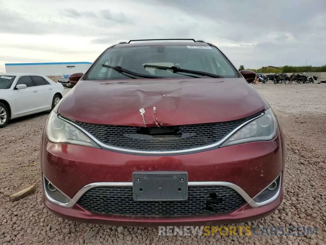 5 Photograph of a damaged car 2C4RC1BG4KR651400 CHRYSLER PACIFICA 2019