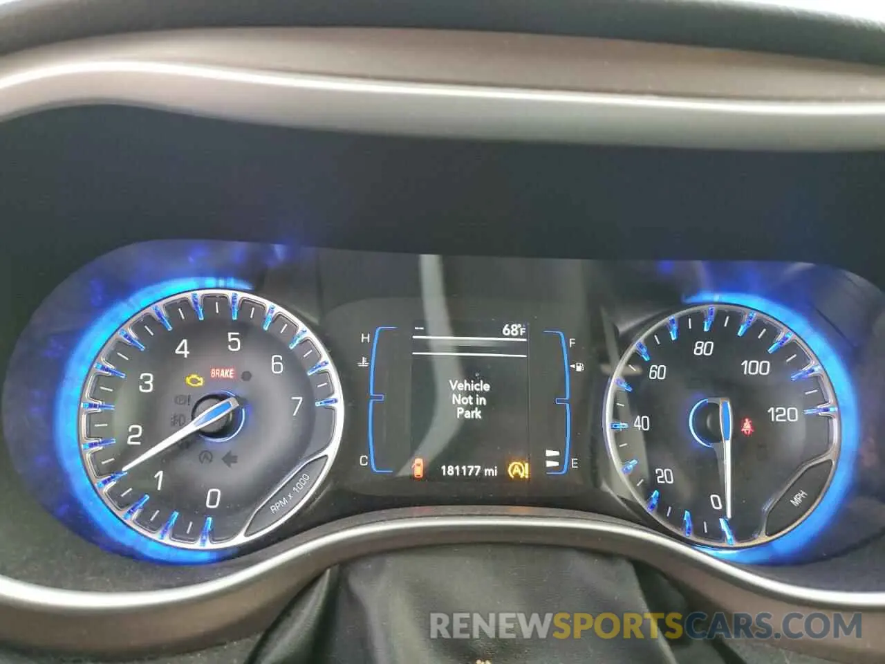 9 Photograph of a damaged car 2C4RC1BG4KR651400 CHRYSLER PACIFICA 2019