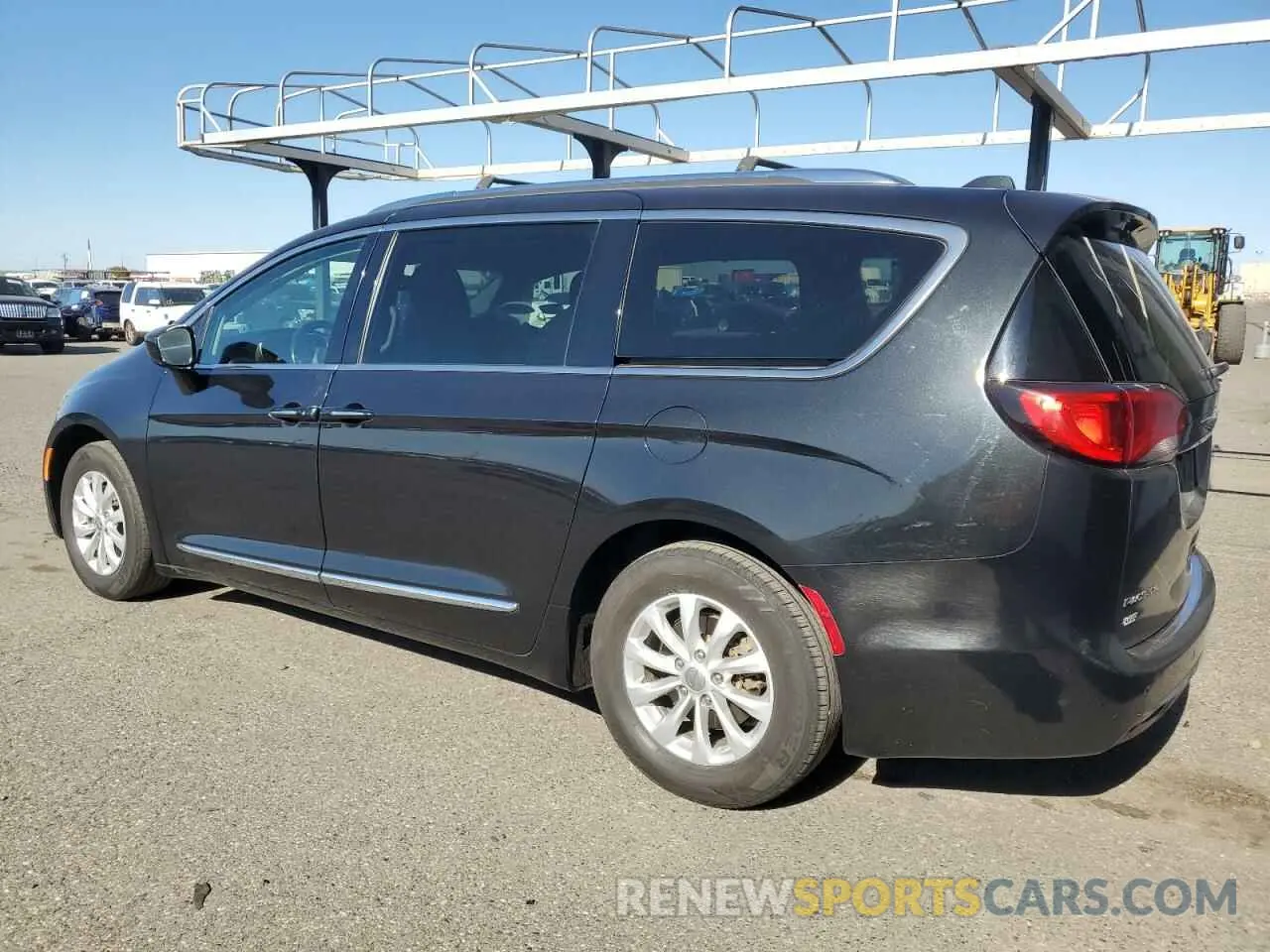 2 Photograph of a damaged car 2C4RC1BG5KR537728 CHRYSLER PACIFICA 2019