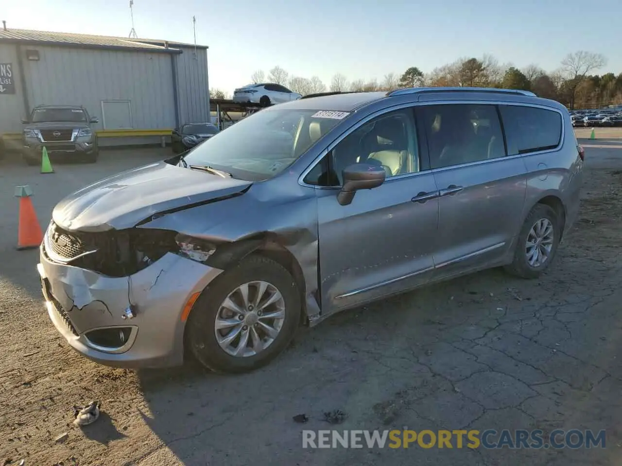 1 Photograph of a damaged car 2C4RC1BG6KR539827 CHRYSLER PACIFICA 2019