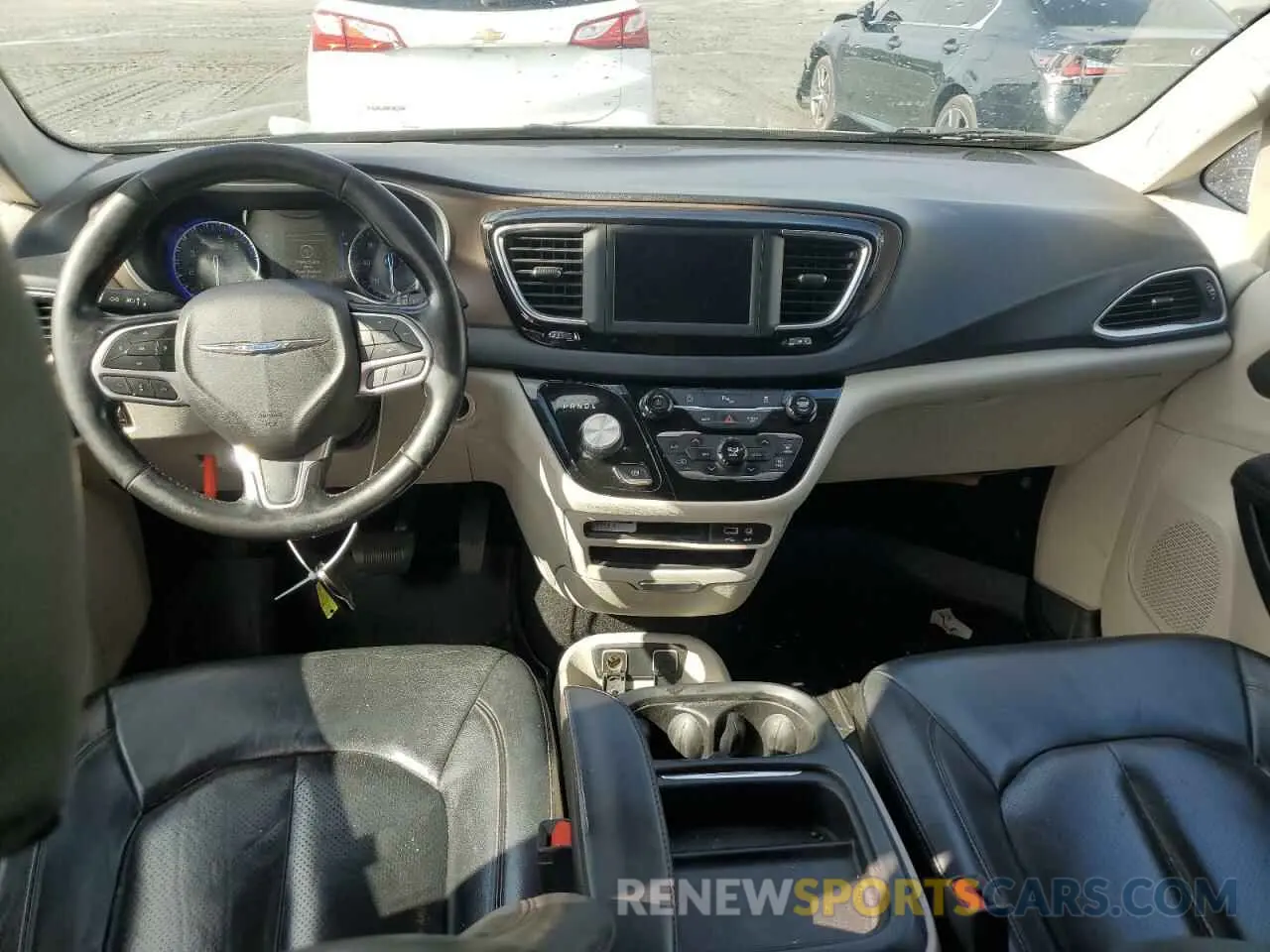 8 Фотография поврежденного автомобиля 2C4RC1BG6KR548110 CHRYSLER PACIFICA 2019