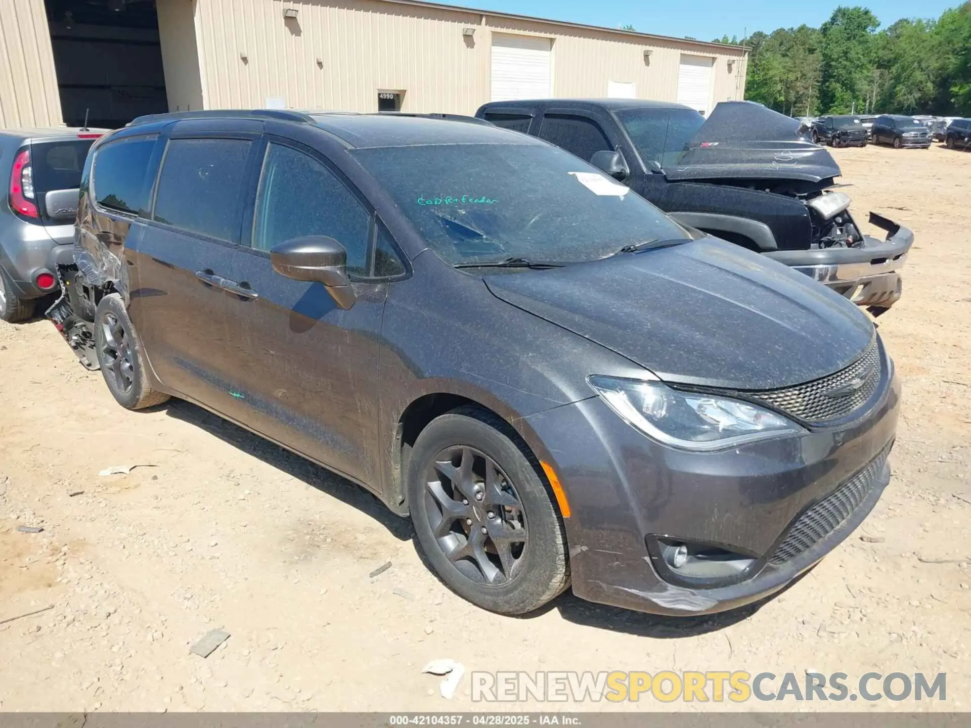 1 Photograph of a damaged car 2C4RC1BG7KR549220 CHRYSLER PACIFICA 2019