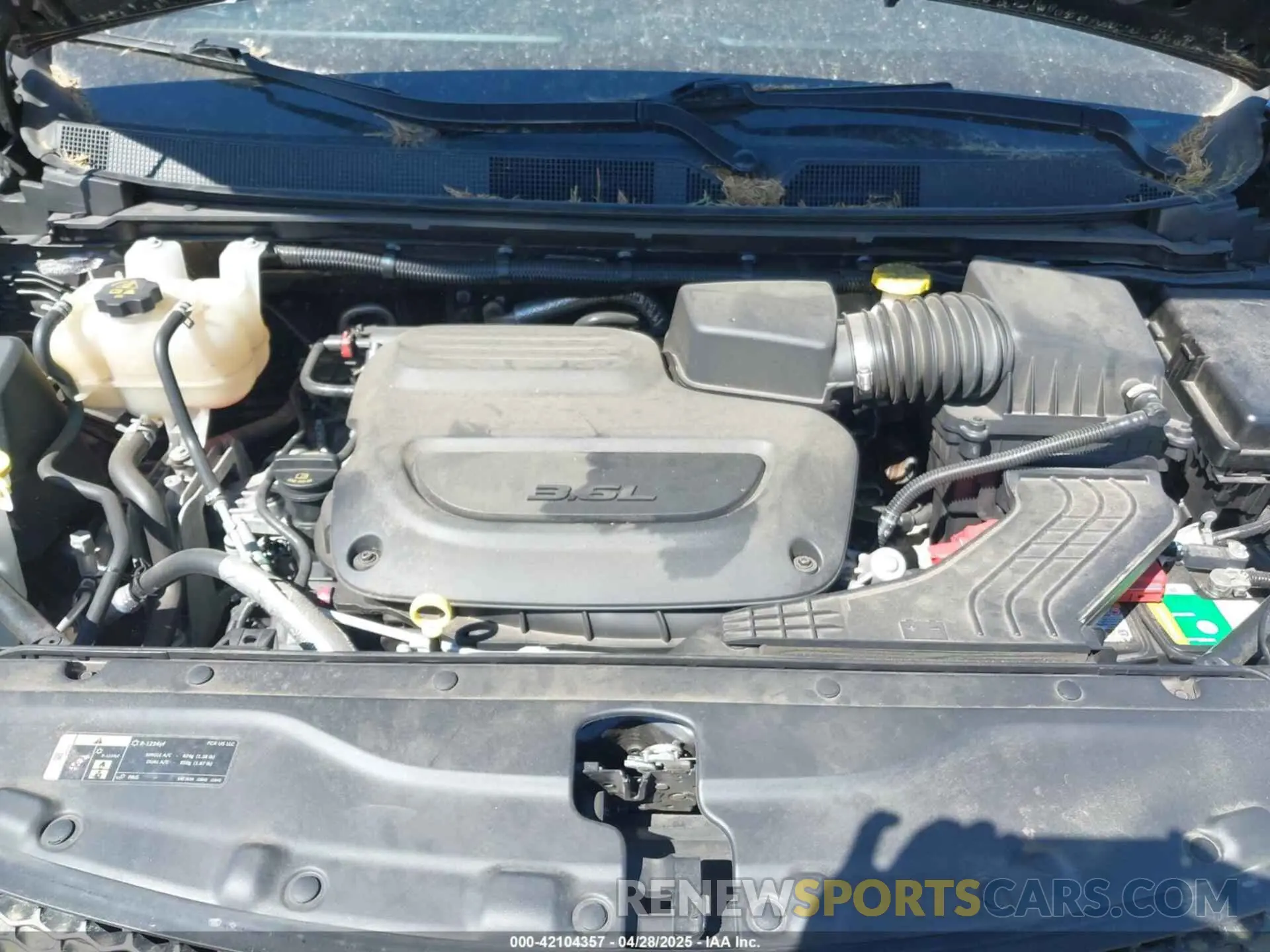 10 Photograph of a damaged car 2C4RC1BG7KR549220 CHRYSLER PACIFICA 2019