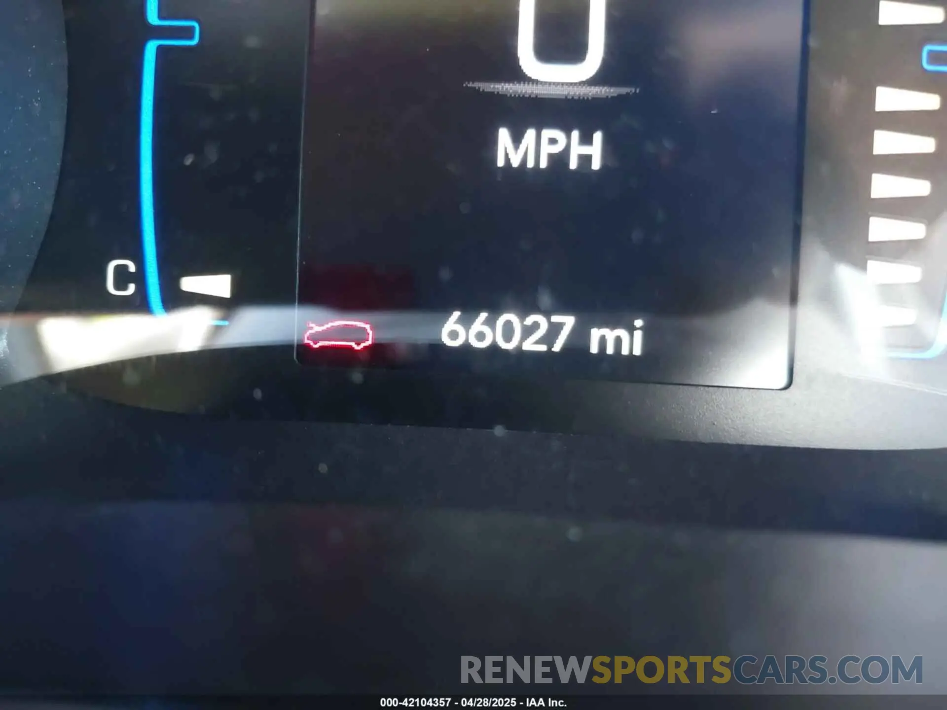 16 Photograph of a damaged car 2C4RC1BG7KR549220 CHRYSLER PACIFICA 2019