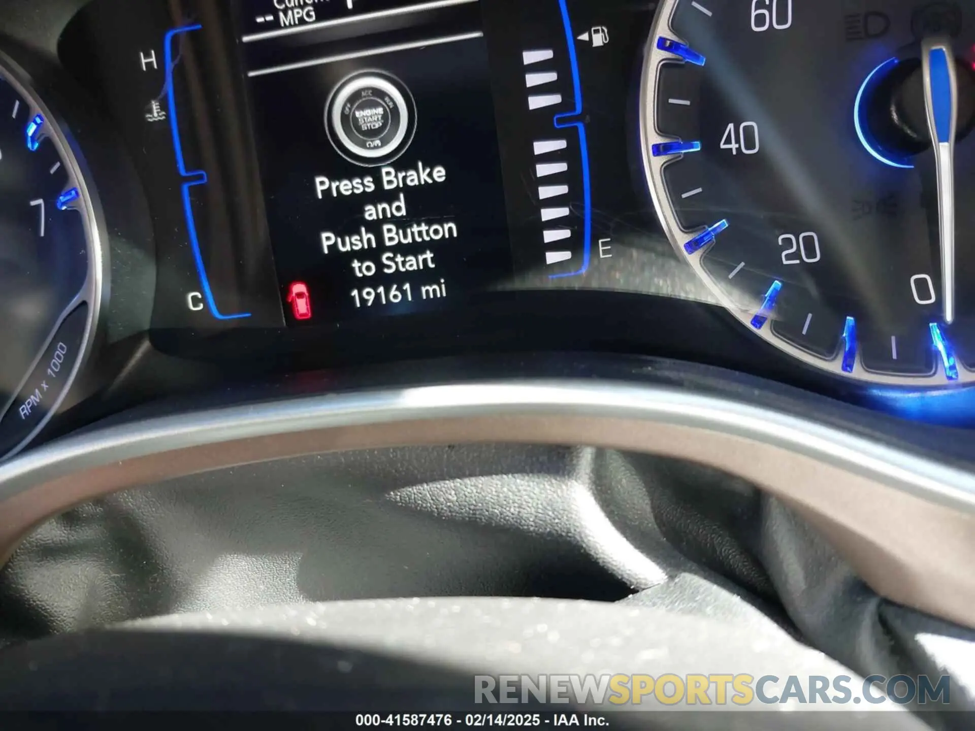 15 Photograph of a damaged car 2C4RC1BG8KR523872 CHRYSLER PACIFICA 2019