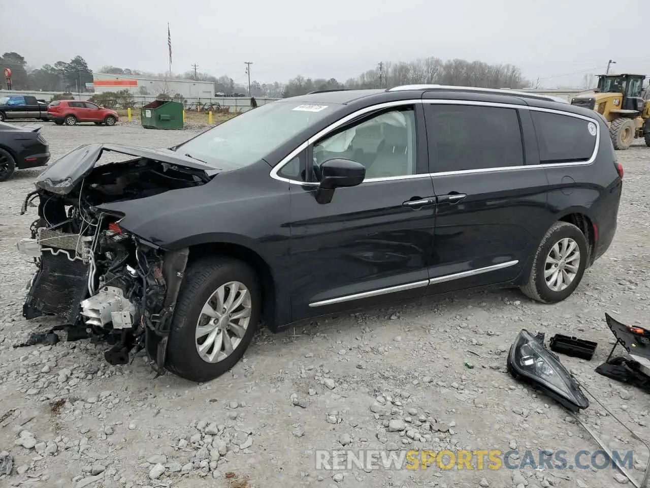 1 Photograph of a damaged car 2C4RC1BG8KR592934 CHRYSLER PACIFICA 2019