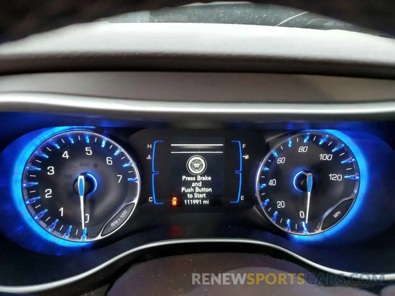 9 Photograph of a damaged car 2C4RC1BG8KR592934 CHRYSLER PACIFICA 2019