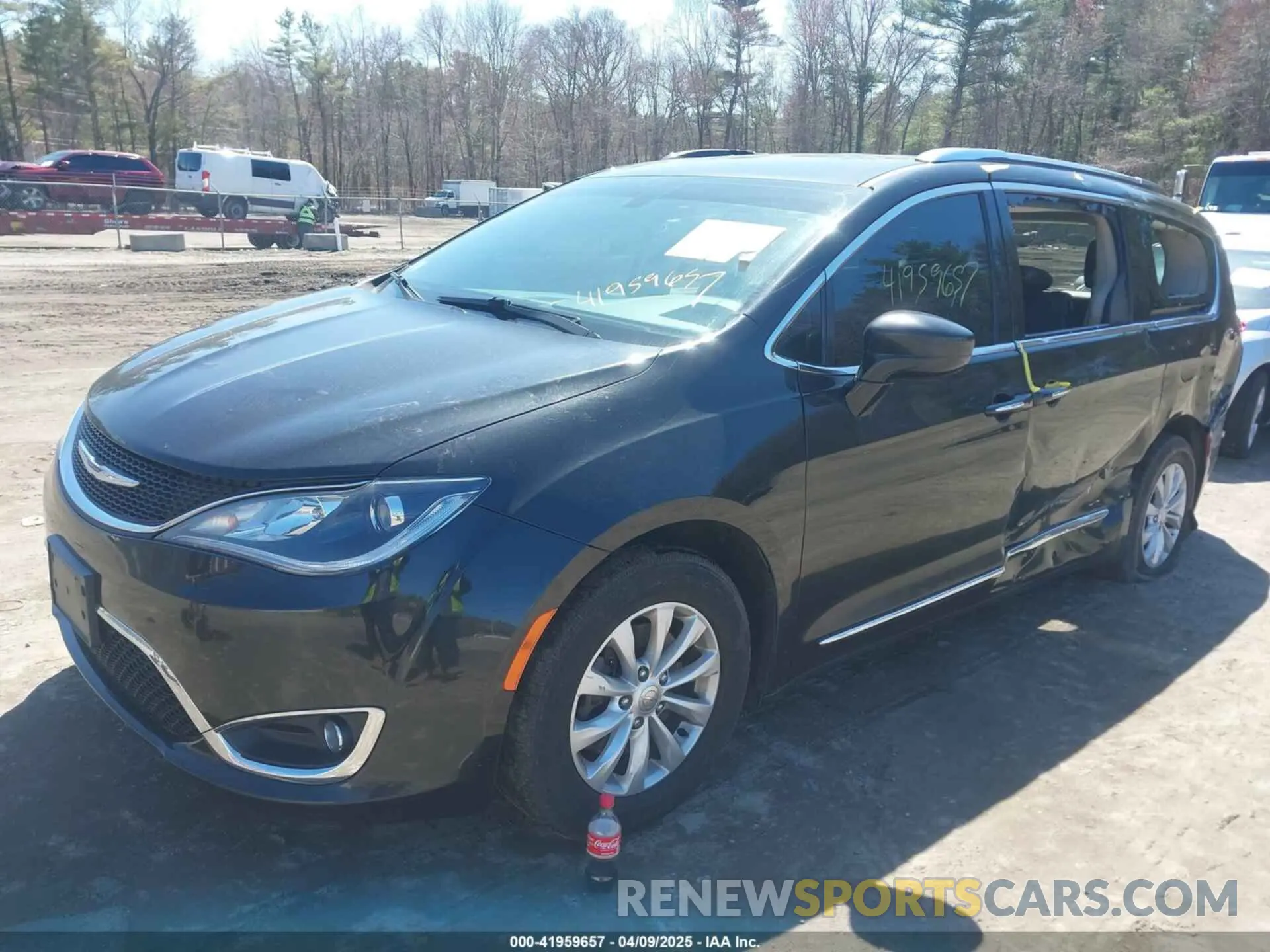 2 Фотография поврежденного автомобиля 2C4RC1BG8KR651366 CHRYSLER PACIFICA 2019