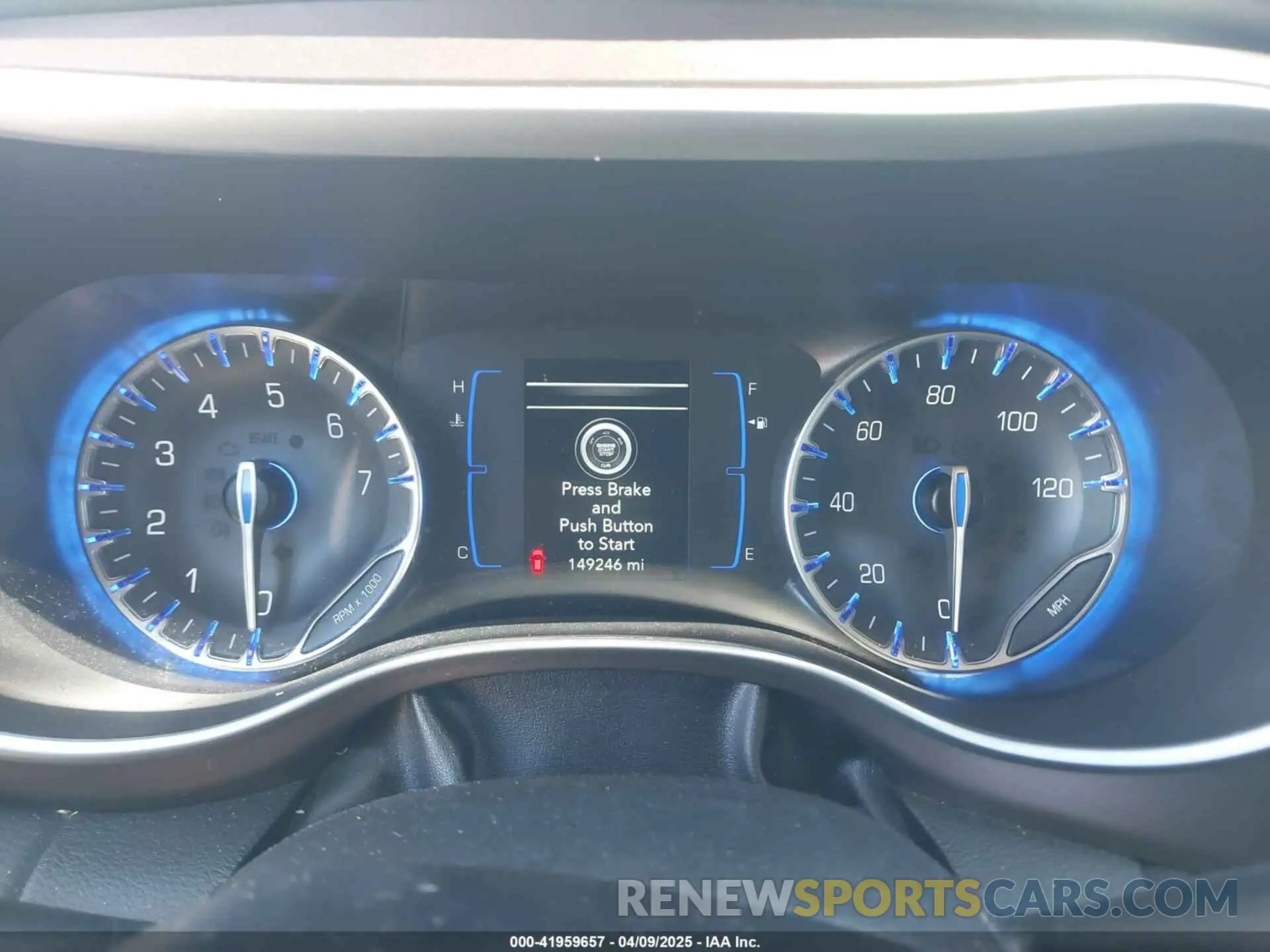 7 Фотография поврежденного автомобиля 2C4RC1BG8KR651366 CHRYSLER PACIFICA 2019