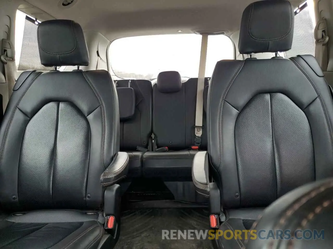 10 Фотография поврежденного автомобиля 2C4RC1BG9KR550272 CHRYSLER PACIFICA 2019
