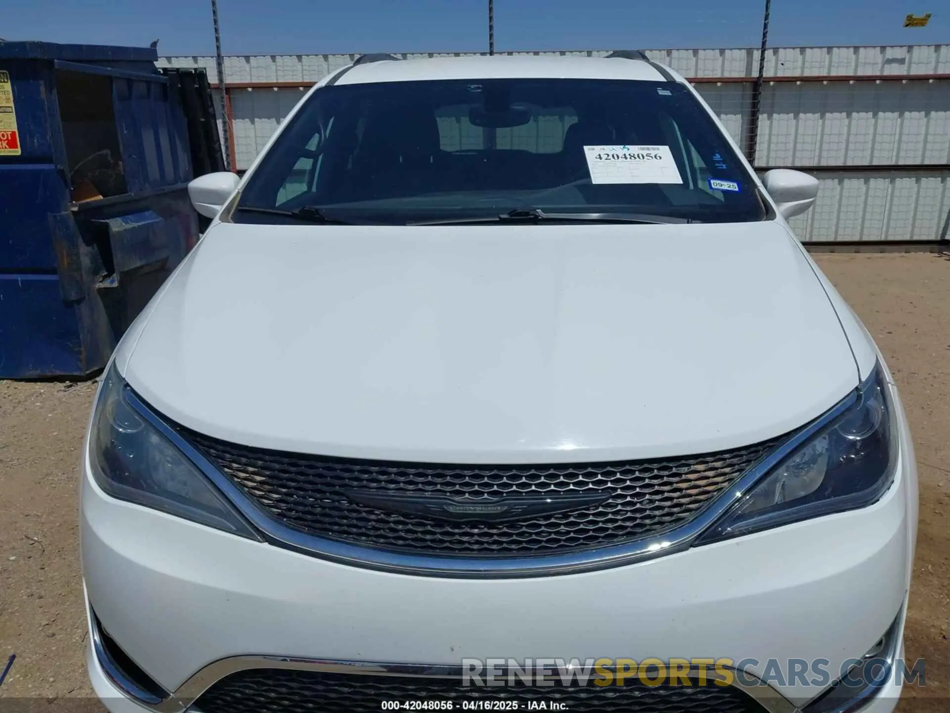 6 Фотография поврежденного автомобиля 2C4RC1BGXKR567162 CHRYSLER PACIFICA 2019