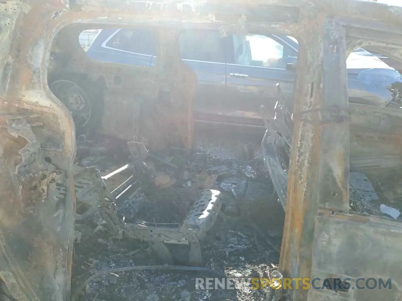 11 Photograph of a damaged car 2C4RC1BGXKR680674 CHRYSLER PACIFICA 2019