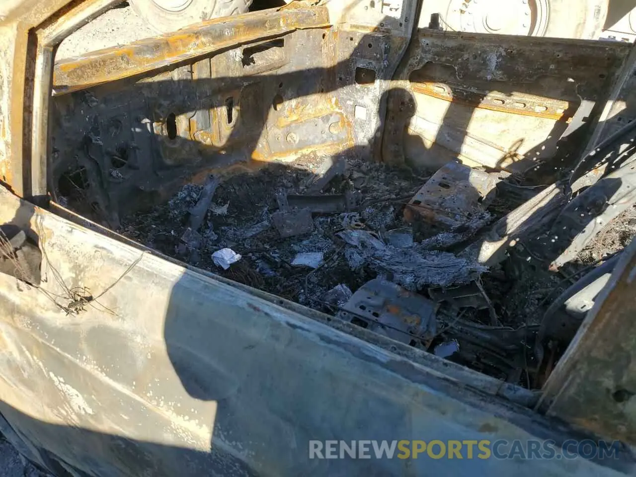 7 Photograph of a damaged car 2C4RC1BGXKR680674 CHRYSLER PACIFICA 2019