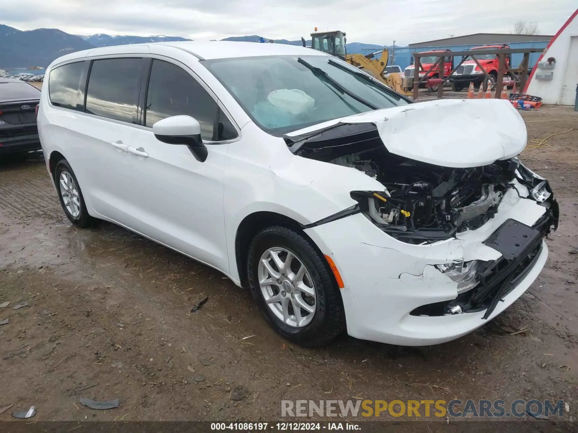 1 Photograph of a damaged car 2C4RC1CG5KR666552 CHRYSLER PACIFICA 2019