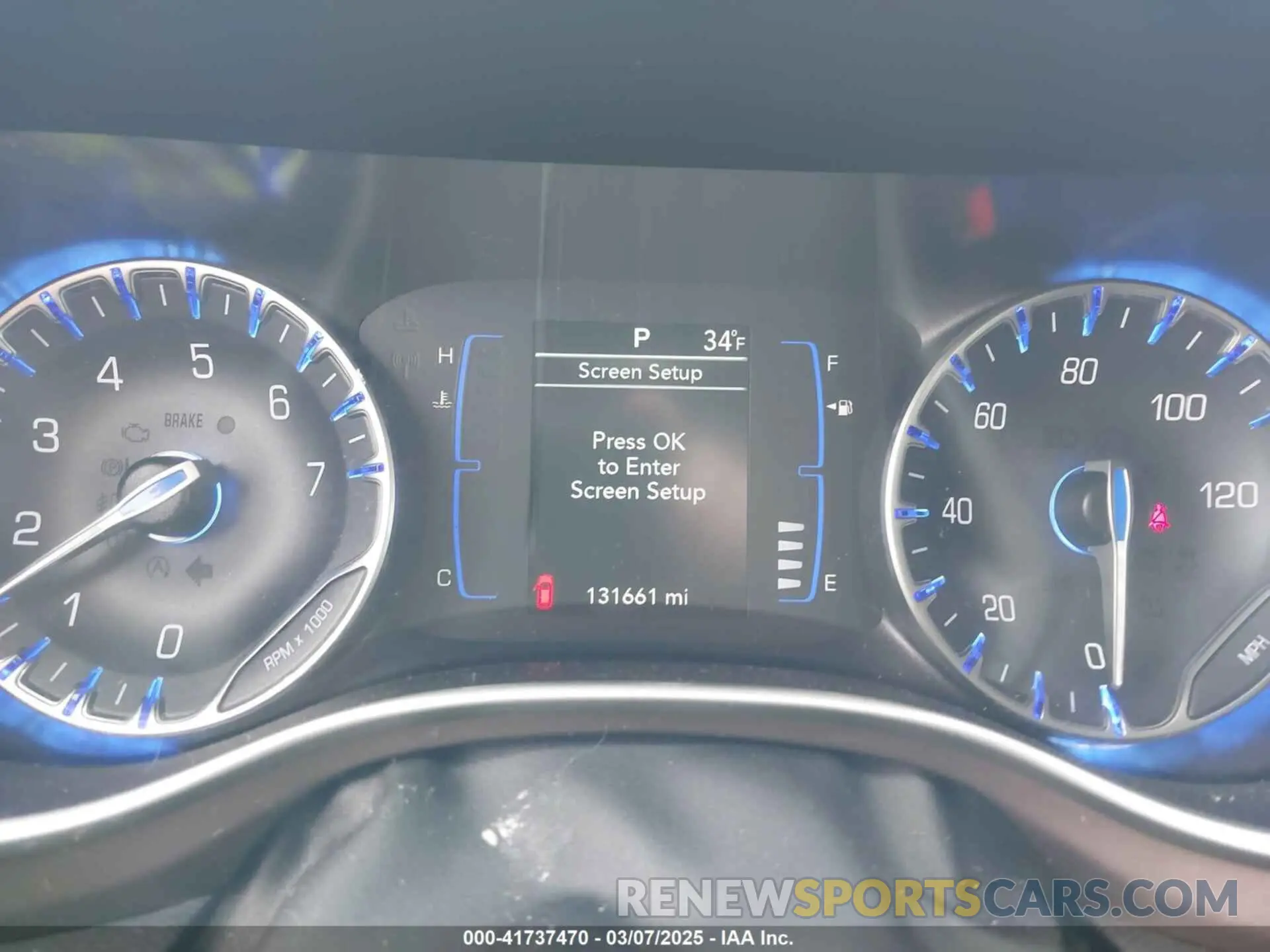 15 Photograph of a damaged car 2C4RC1CG7KR698323 CHRYSLER PACIFICA 2019