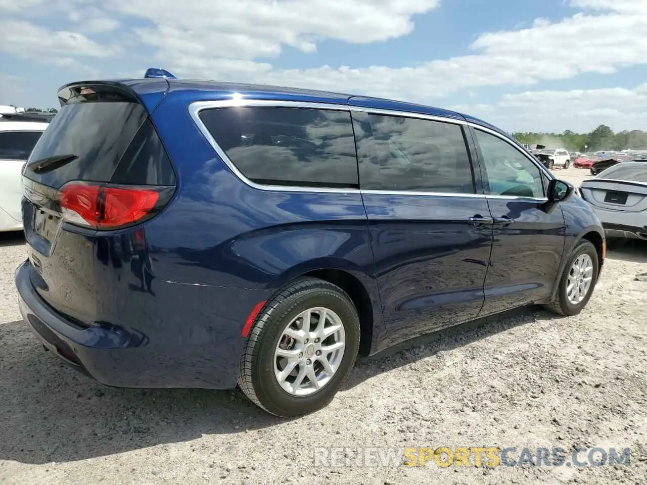 3 Photograph of a damaged car 2C4RC1CG9KR594108 CHRYSLER PACIFICA 2019