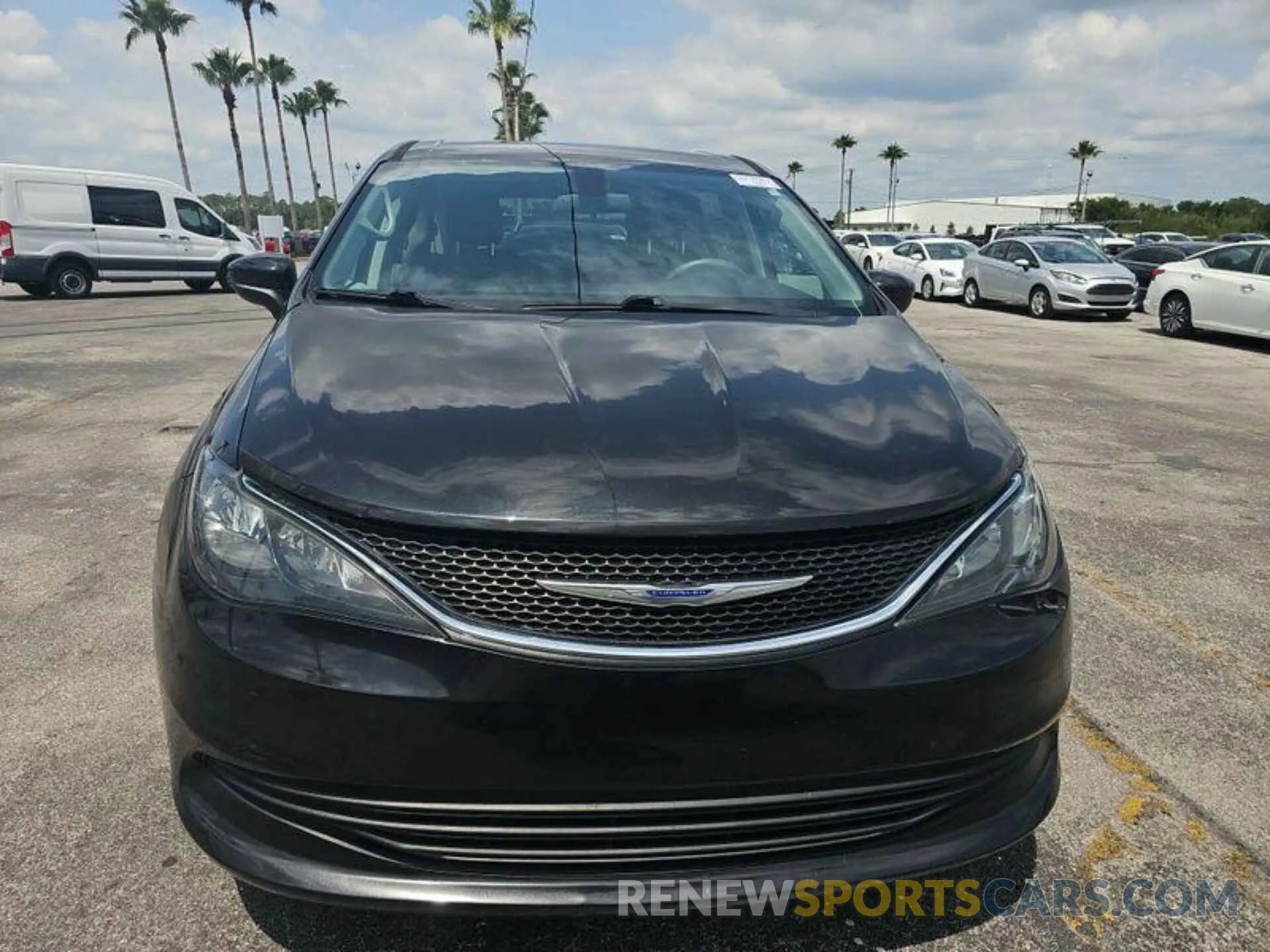 16 Photograph of a damaged car 2C4RC1DG6KR561193 CHRYSLER PACIFICA 2019