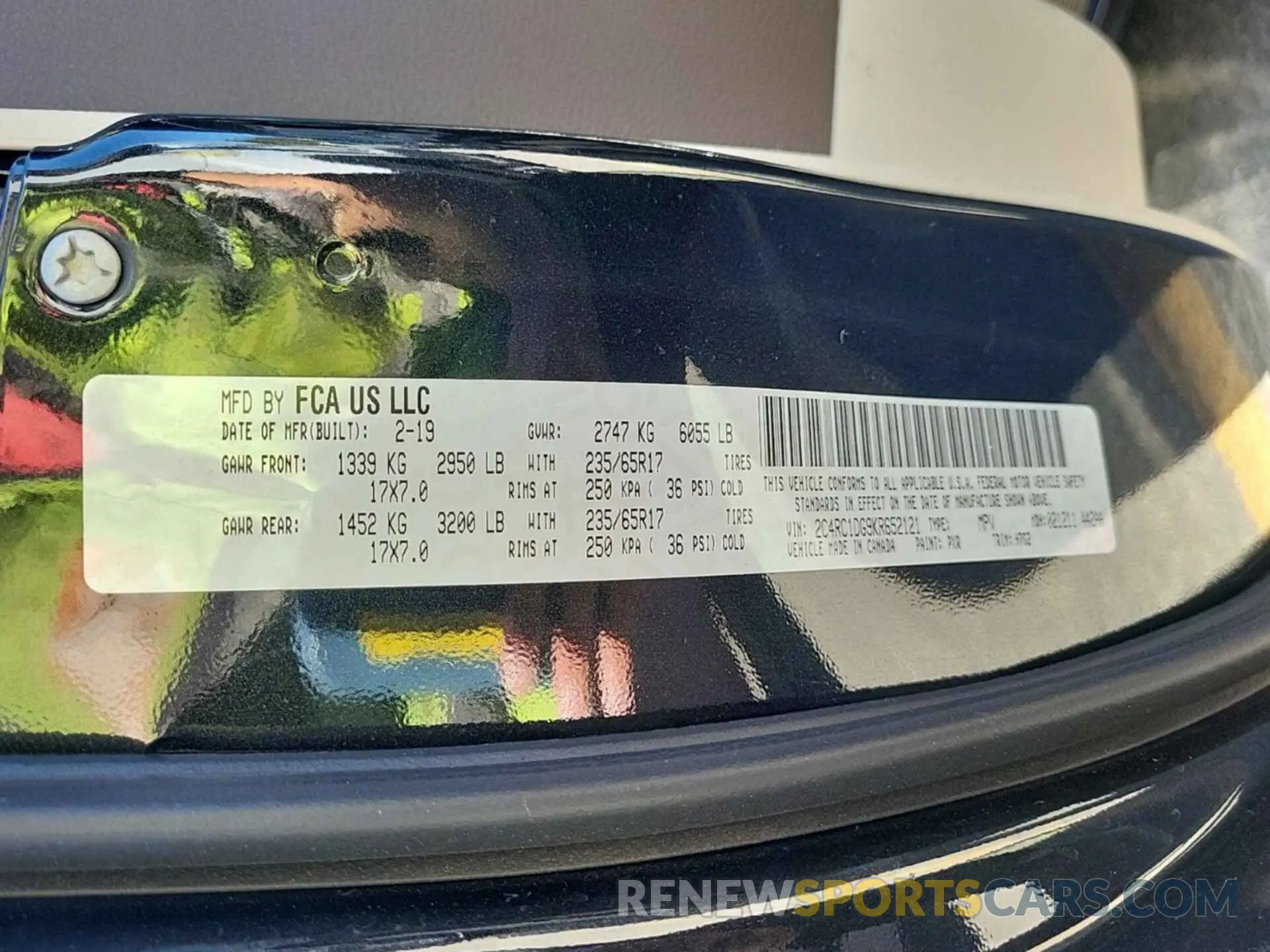 8 Photograph of a damaged car 2C4RC1DG9KR652121 CHRYSLER PACIFICA 2019