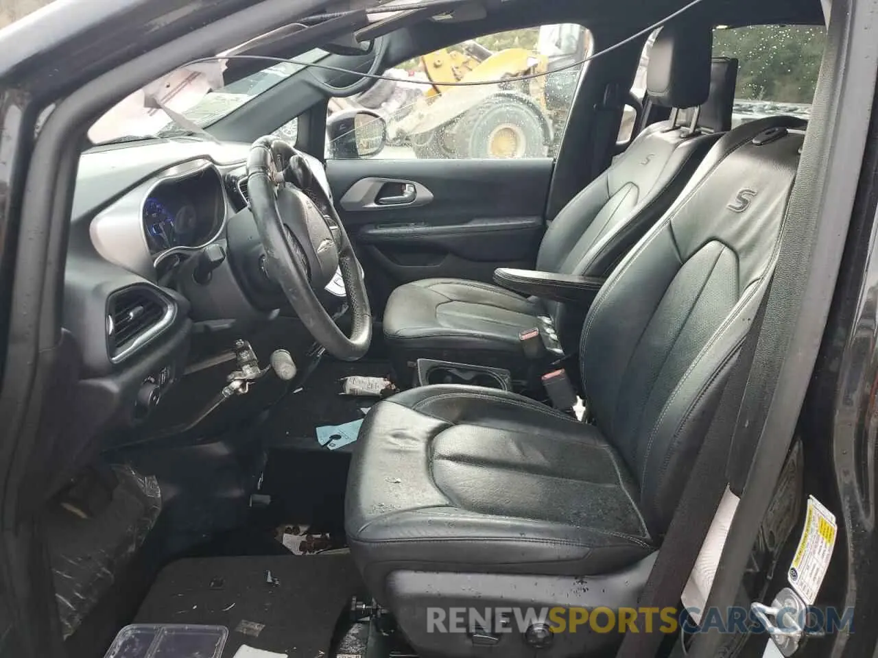 7 Фотография поврежденного автомобиля 2C4RC1EG0KR555095 CHRYSLER PACIFICA 2019