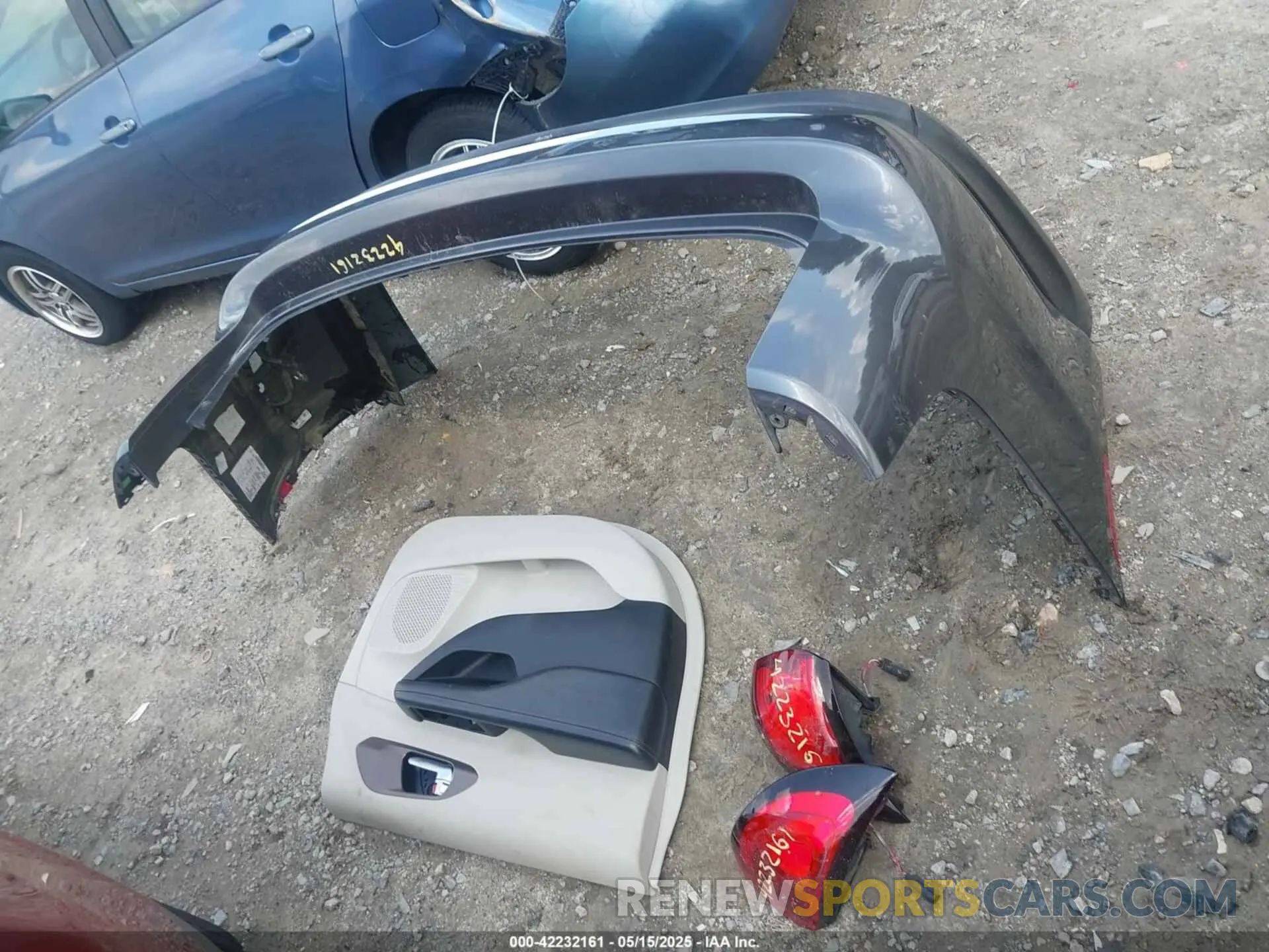 12 Фотография поврежденного автомобиля 2C4RC1EG0KR652409 CHRYSLER PACIFICA 2019