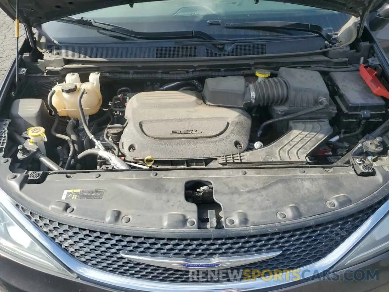12 Фотография поврежденного автомобиля 2C4RC1EG1KR570527 CHRYSLER PACIFICA 2019
