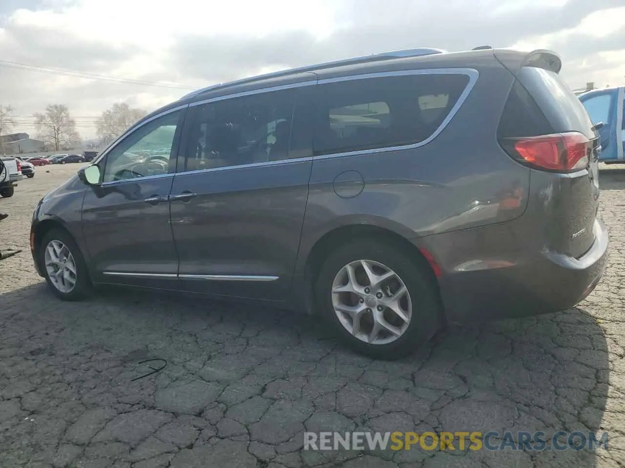 2 Фотография поврежденного автомобиля 2C4RC1EG1KR570527 CHRYSLER PACIFICA 2019