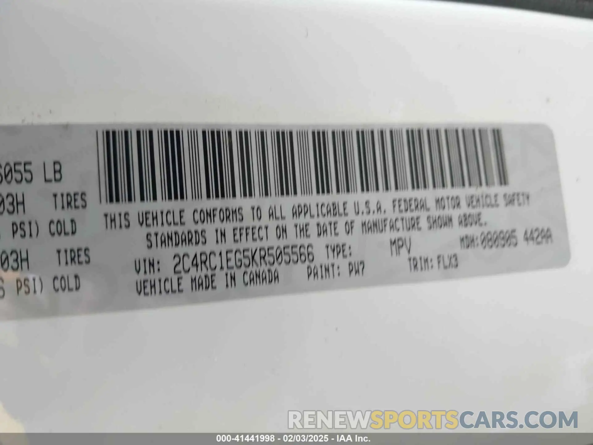 9 Photograph of a damaged car 2C4RC1EG5KR505566 CHRYSLER PACIFICA 2019