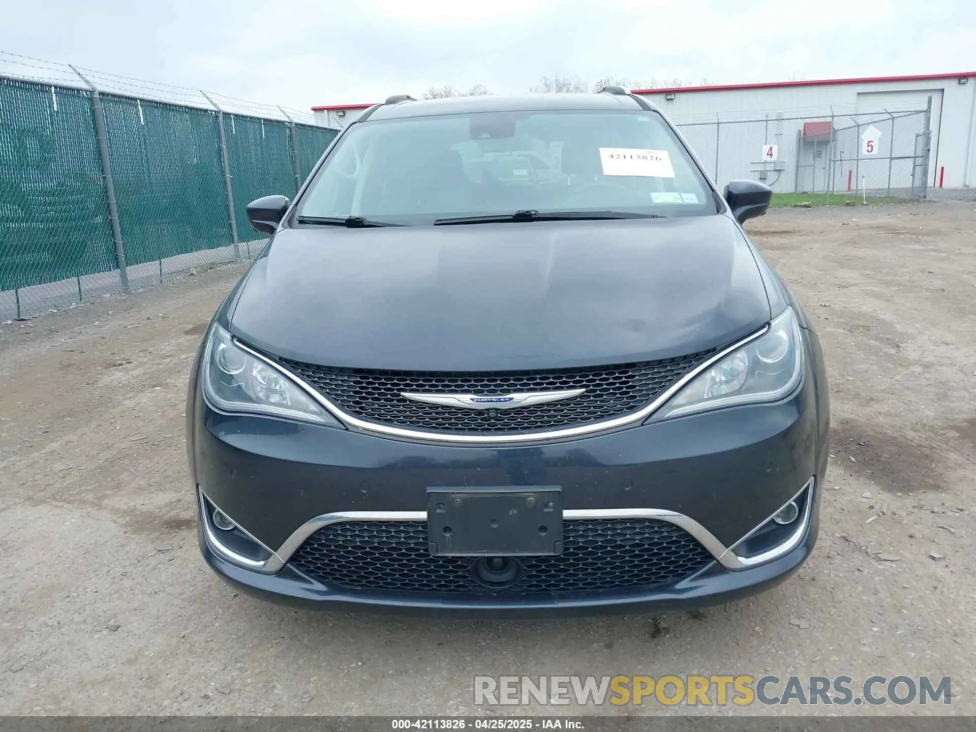 12 Фотография поврежденного автомобиля 2C4RC1EGXKR708906 CHRYSLER PACIFICA 2019