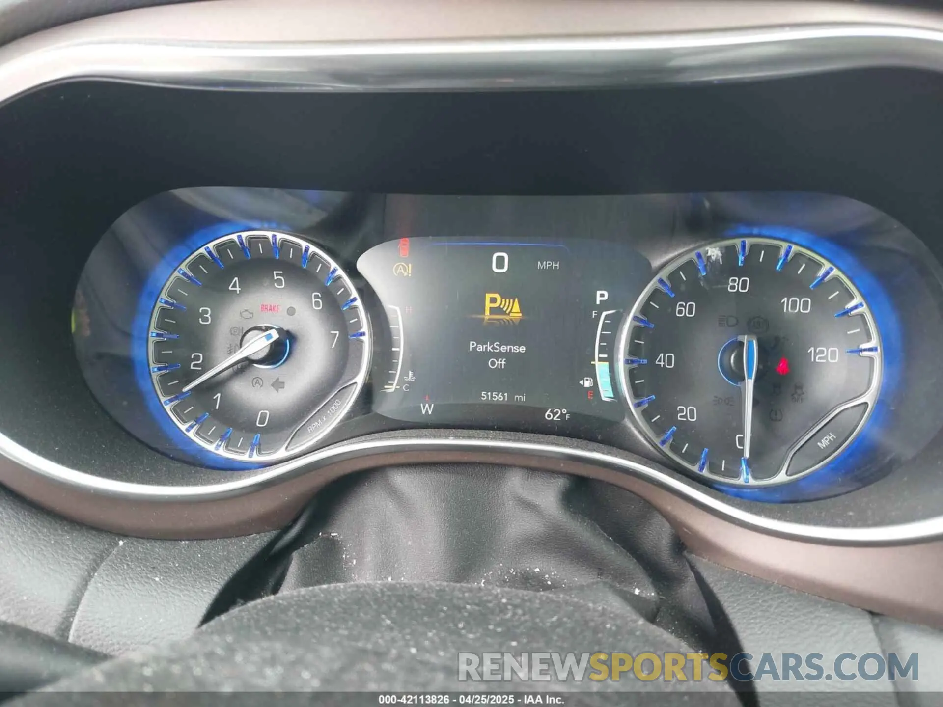 7 Фотография поврежденного автомобиля 2C4RC1EGXKR708906 CHRYSLER PACIFICA 2019
