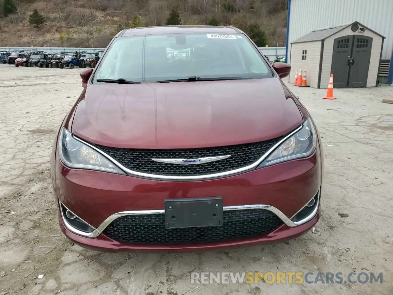 5 Фотография поврежденного автомобиля 2C4RC1FG0KR587978 CHRYSLER PACIFICA 2019