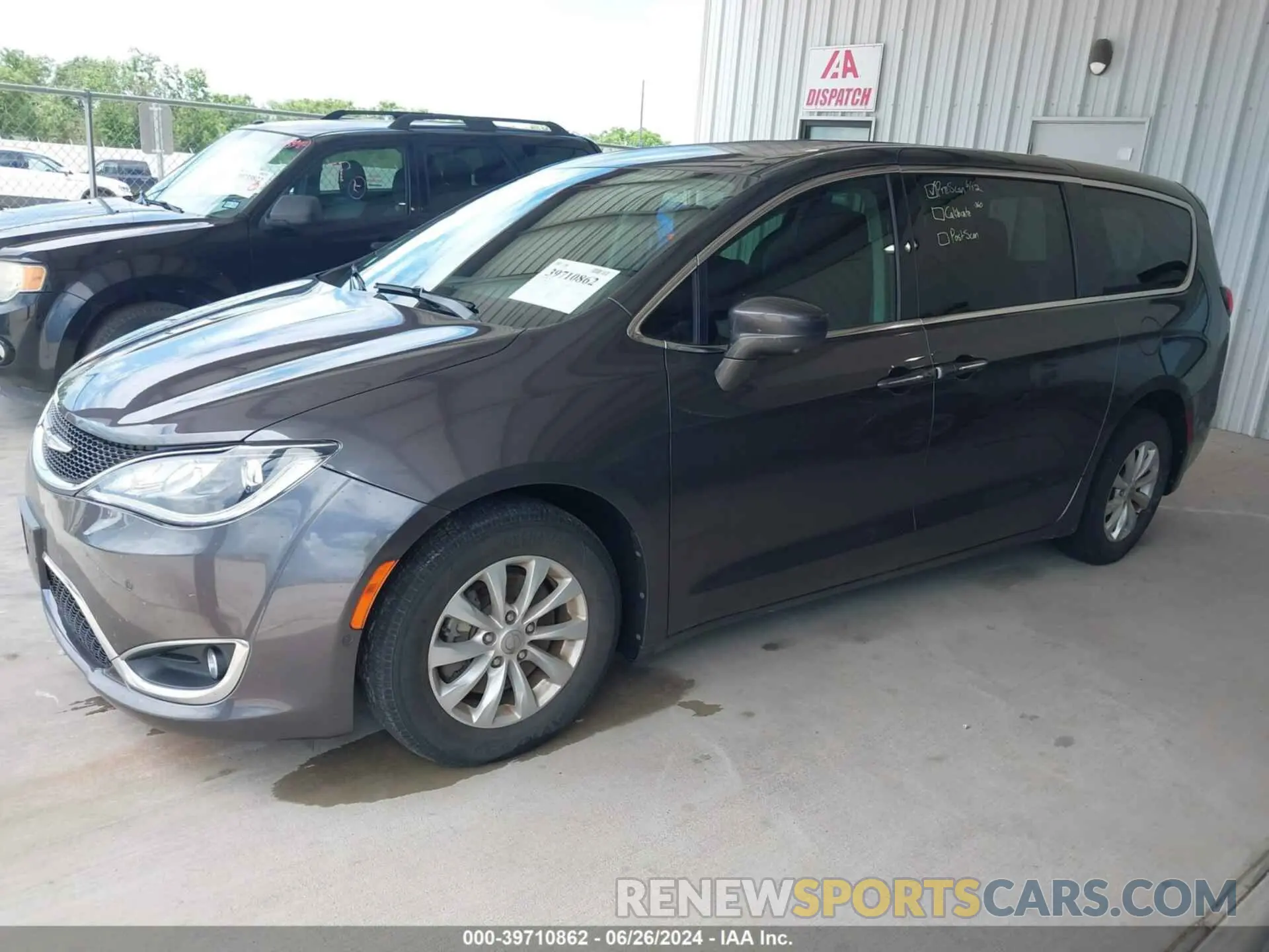 2 Photograph of a damaged car 2C4RC1FG1KR528857 CHRYSLER PACIFICA 2019