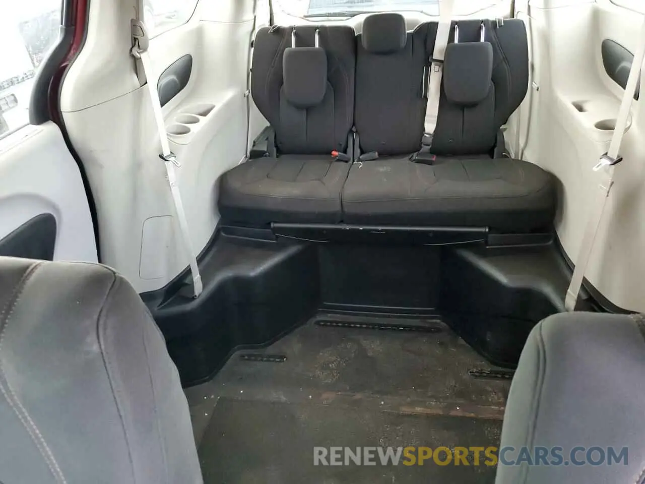 10 Фотография поврежденного автомобиля 2C4RC1FG1KR638971 CHRYSLER PACIFICA 2019