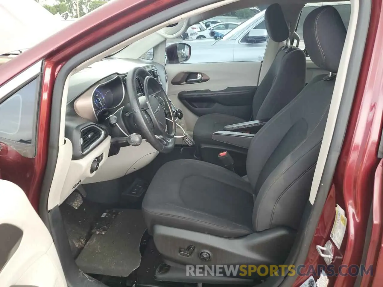 7 Фотография поврежденного автомобиля 2C4RC1FG1KR638971 CHRYSLER PACIFICA 2019