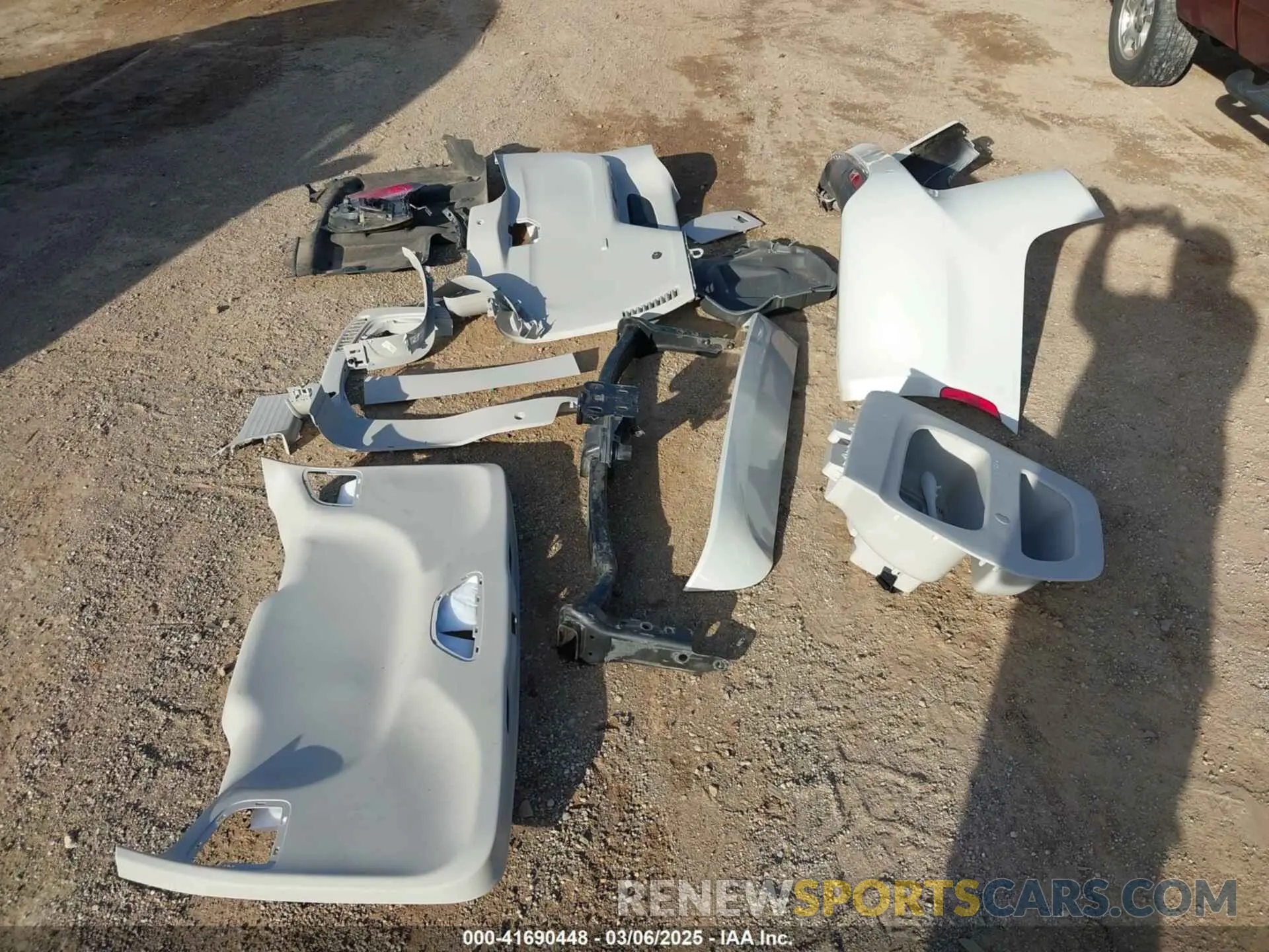 12 Фотография поврежденного автомобиля 2C4RC1FG6KR669150 CHRYSLER PACIFICA 2019