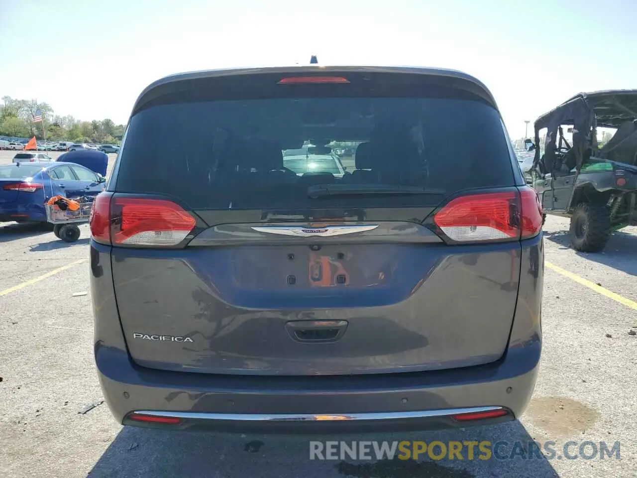 6 Photograph of a damaged car 2C4RC1FG7KR576086 CHRYSLER PACIFICA 2019