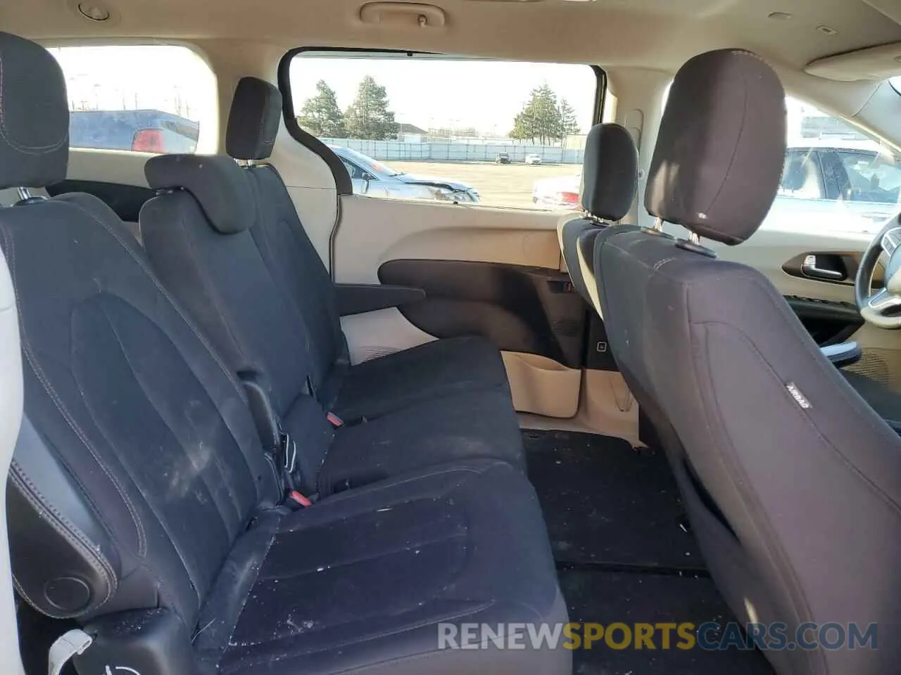 11 Фотография поврежденного автомобиля 2C4RC1FG8KR525471 CHRYSLER PACIFICA 2019