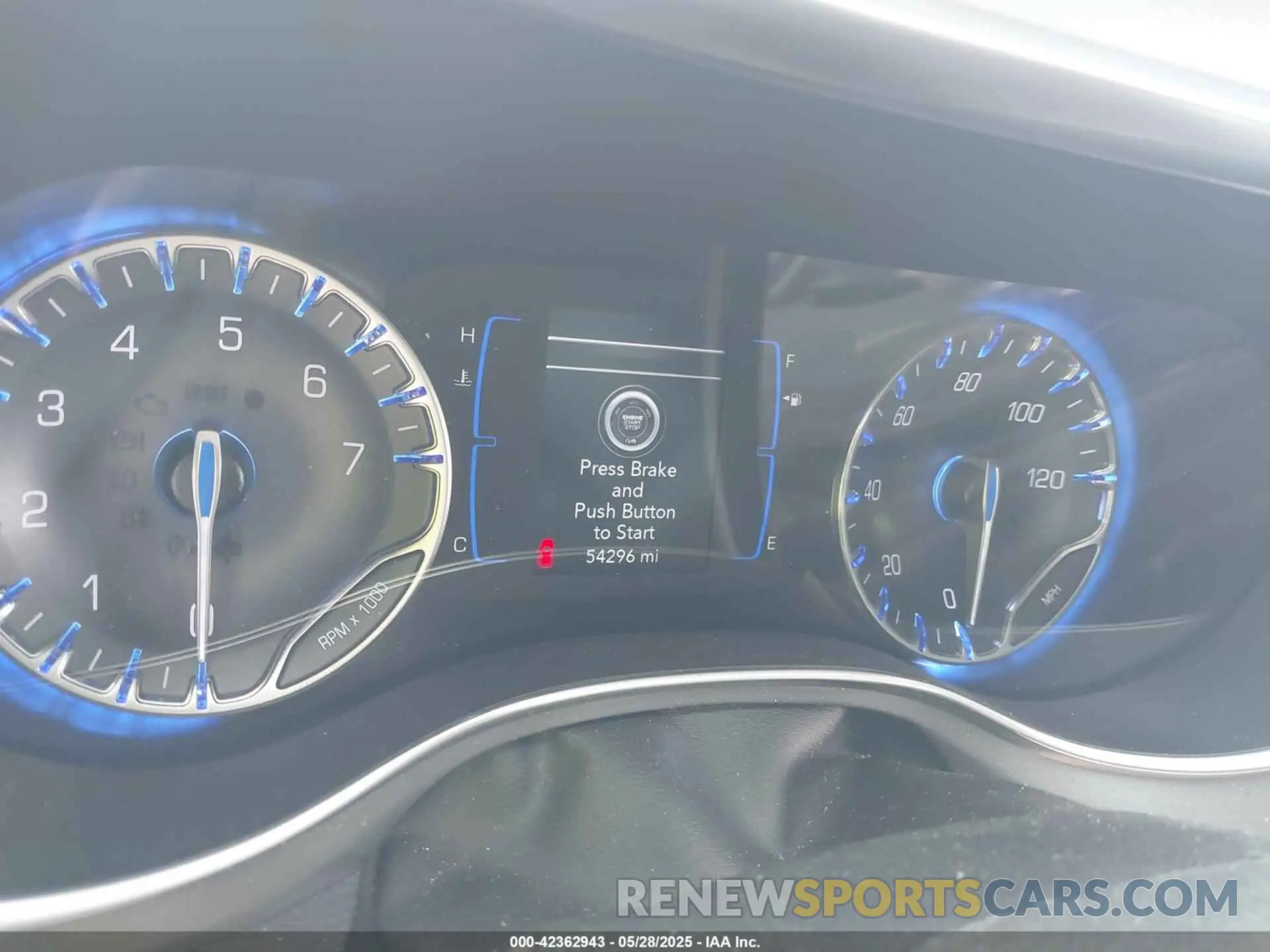 14 Photograph of a damaged car 2C4RC1FG8KR613842 CHRYSLER PACIFICA 2019