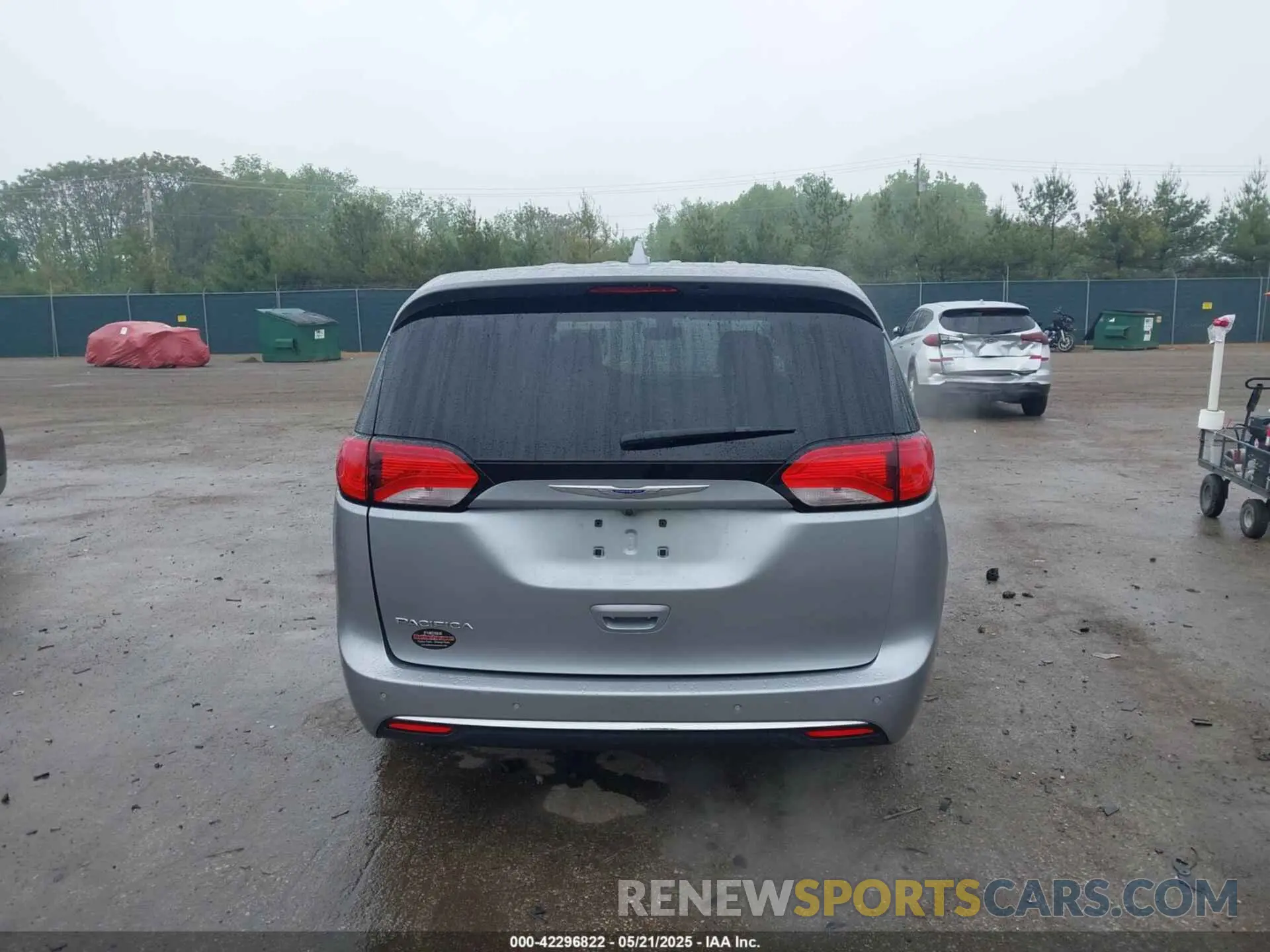 16 Фотография поврежденного автомобиля 2C4RC1FG9KR629550 CHRYSLER PACIFICA 2019