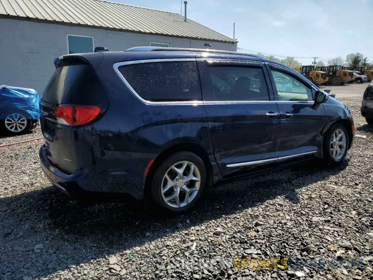 3 Photograph of a damaged car 2C4RC1GG0KR686122 CHRYSLER PACIFICA 2019