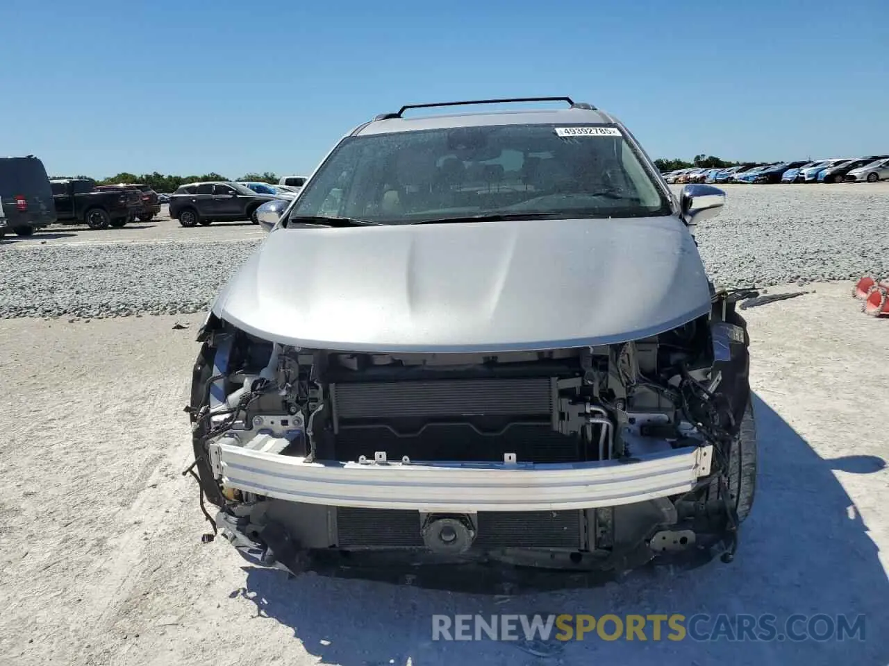 5 Photograph of a damaged car 2C4RC1GG1KR525567 CHRYSLER PACIFICA 2019