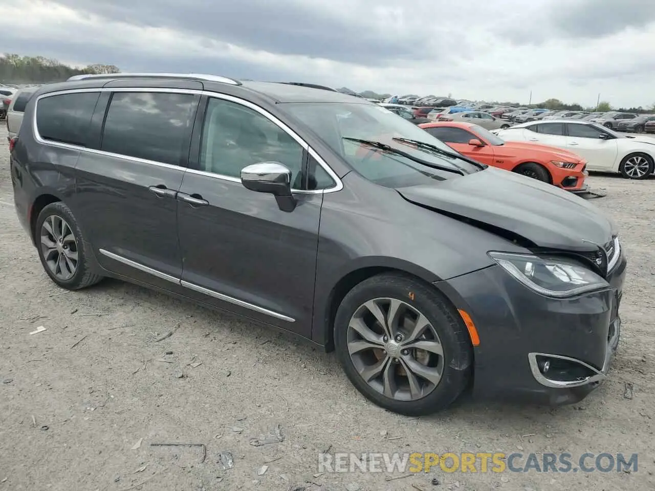 4 Photograph of a damaged car 2C4RC1GG1KR597630 CHRYSLER PACIFICA 2019