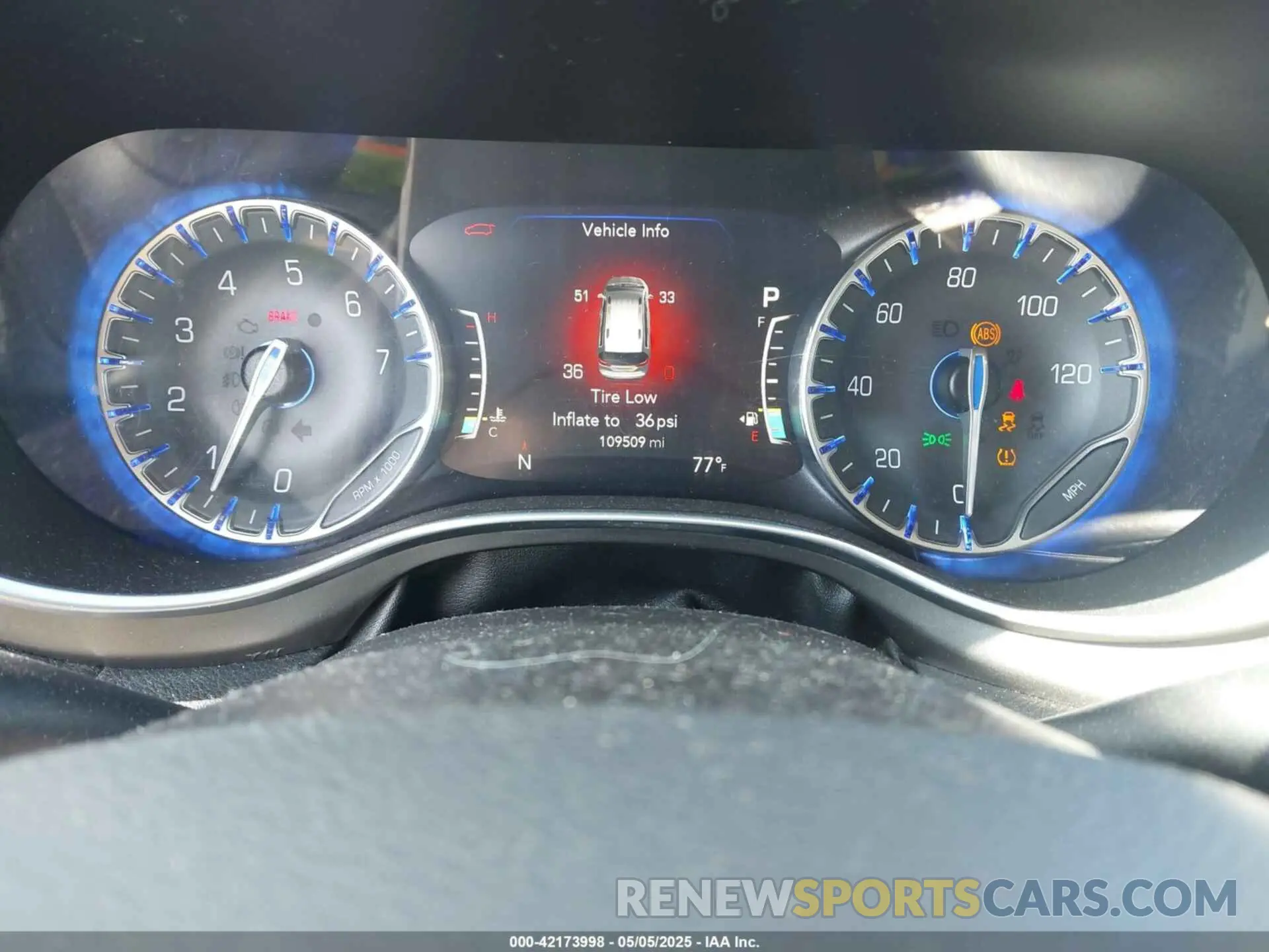 7 Photograph of a damaged car 2C4RC1GG2KR655440 CHRYSLER PACIFICA 2019