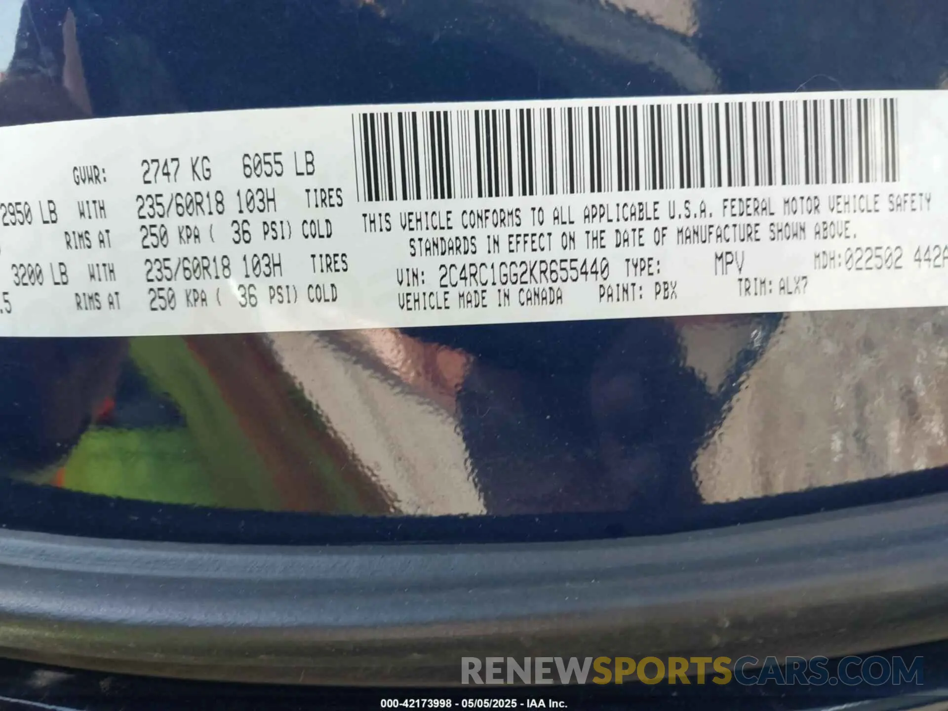 9 Photograph of a damaged car 2C4RC1GG2KR655440 CHRYSLER PACIFICA 2019