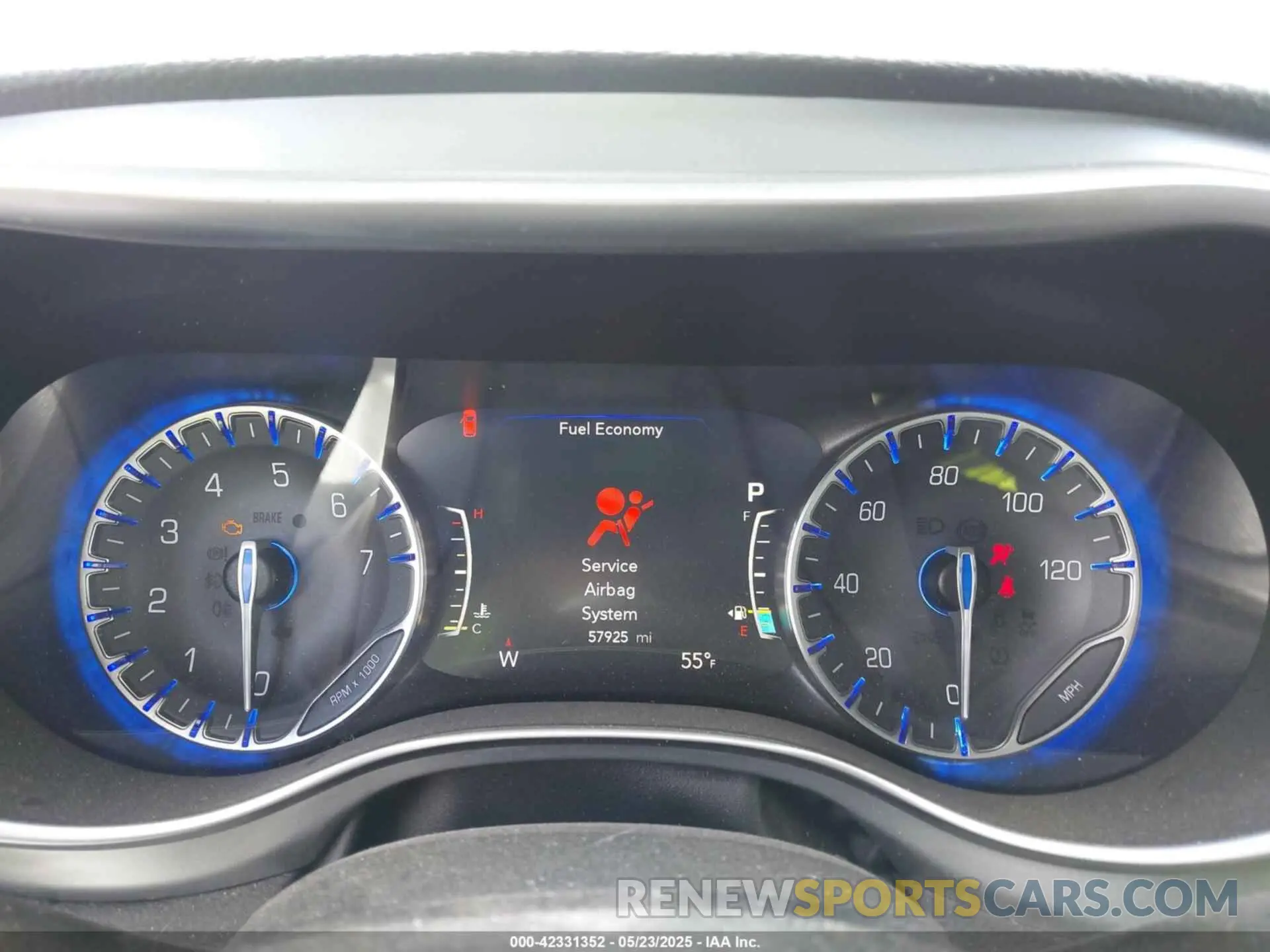 7 Фотография поврежденного автомобиля 2C4RC1GG5KR652497 CHRYSLER PACIFICA 2019