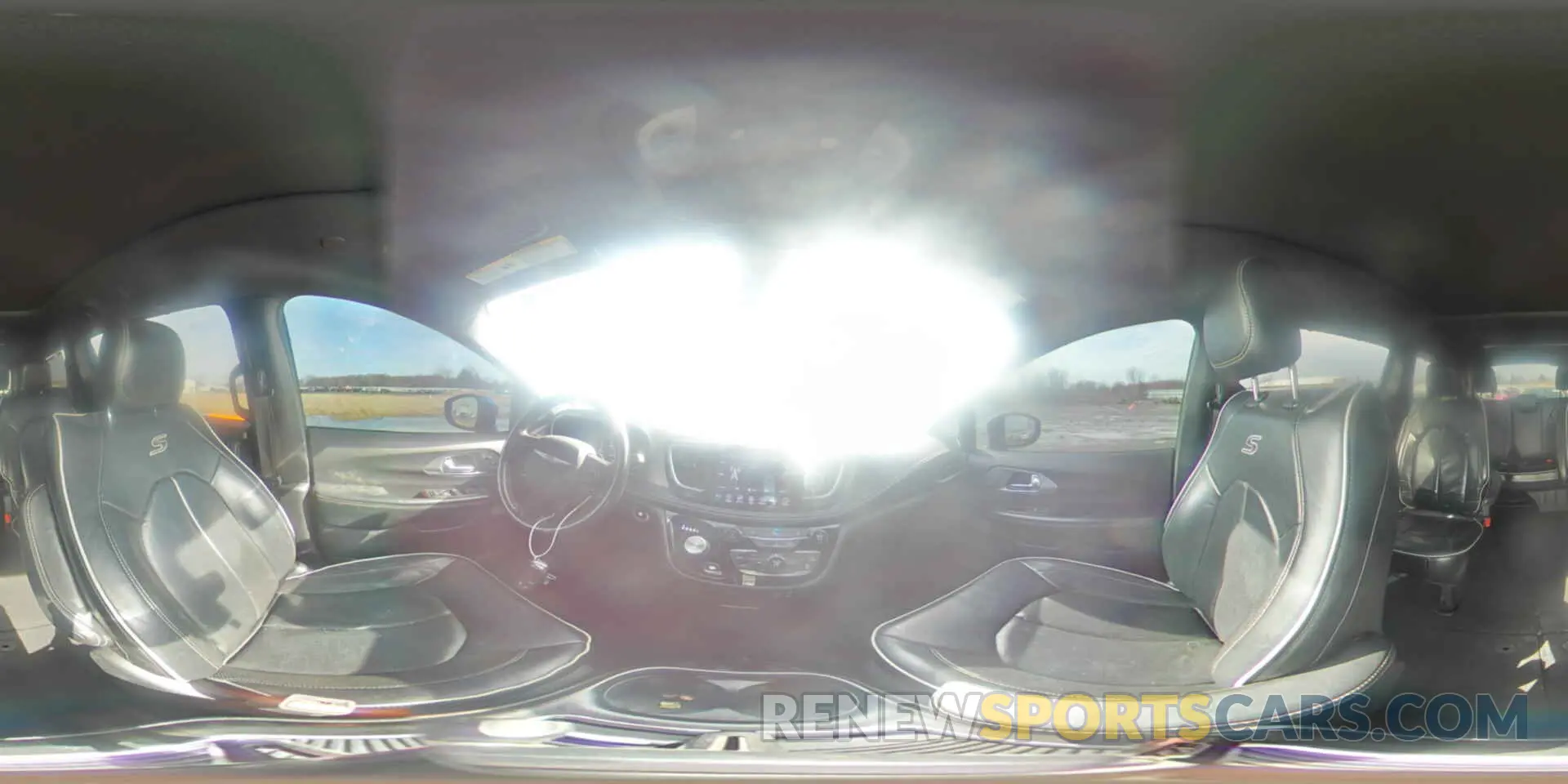 13 Фотография поврежденного автомобиля 2C4RC1GG6KR686870 CHRYSLER PACIFICA 2019