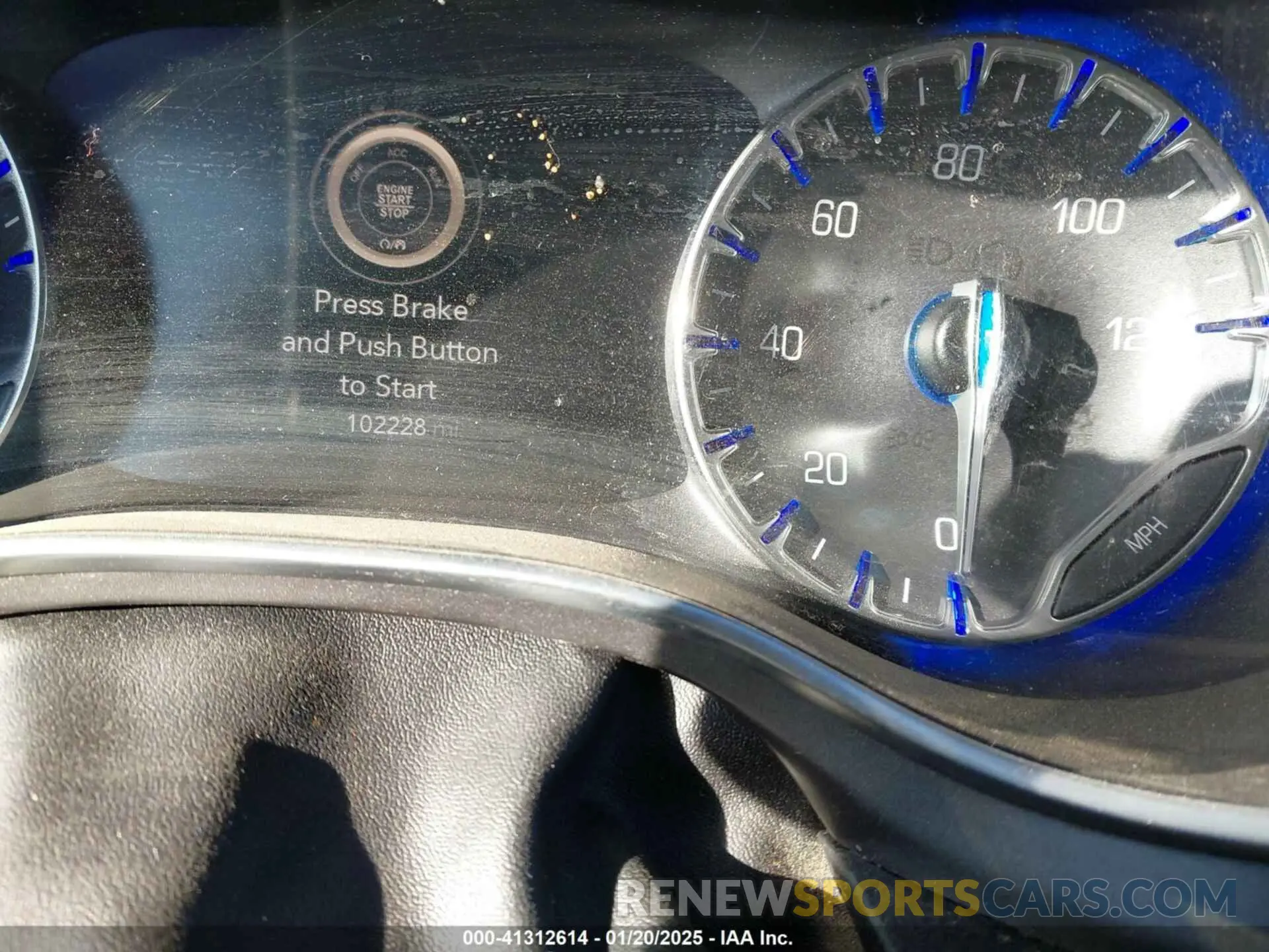 16 Photograph of a damaged car 2C4RC1GG6KR730513 CHRYSLER PACIFICA 2019