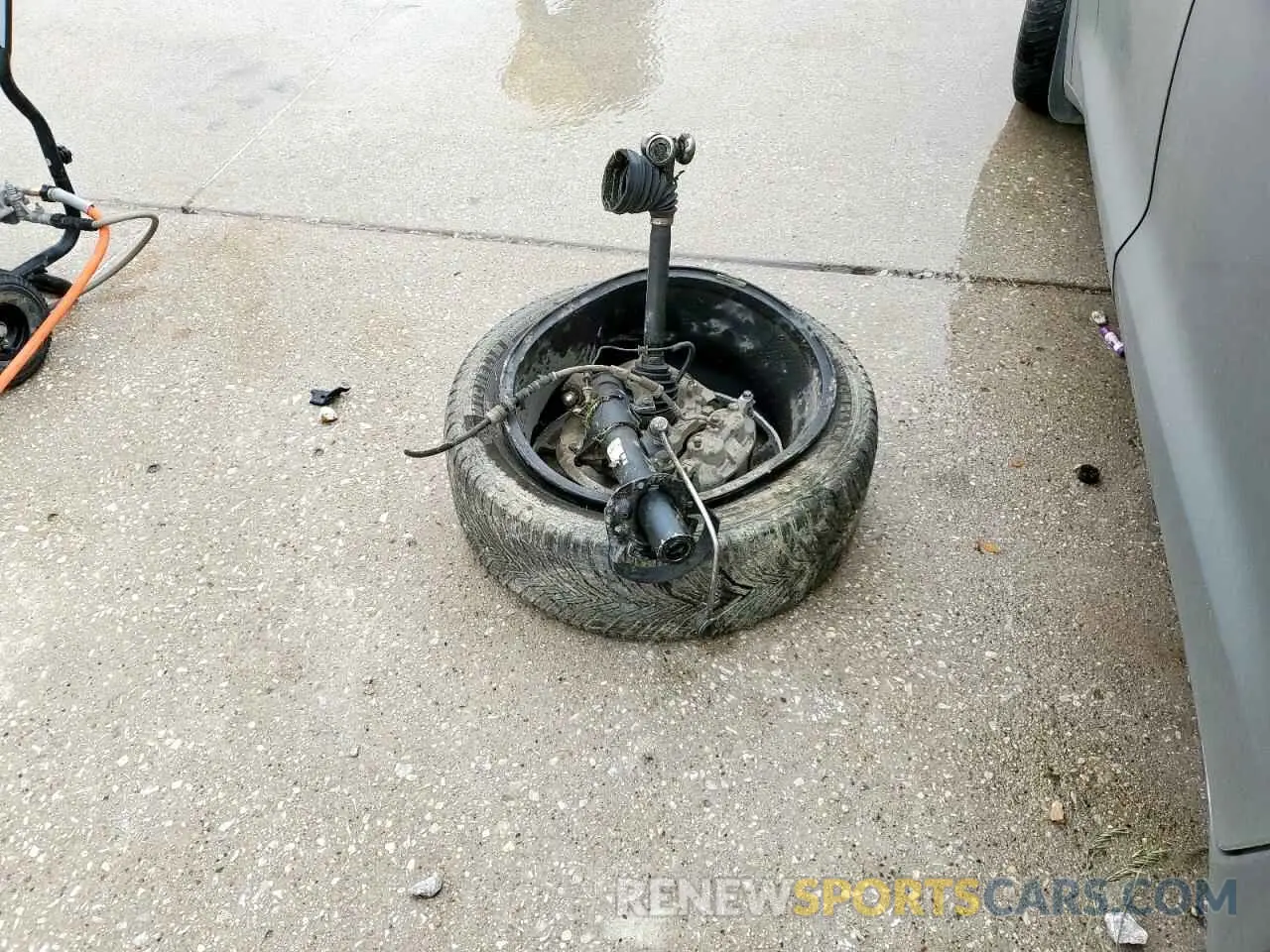 13 Photograph of a damaged car 2C4RC1GG7KR541692 CHRYSLER PACIFICA 2019