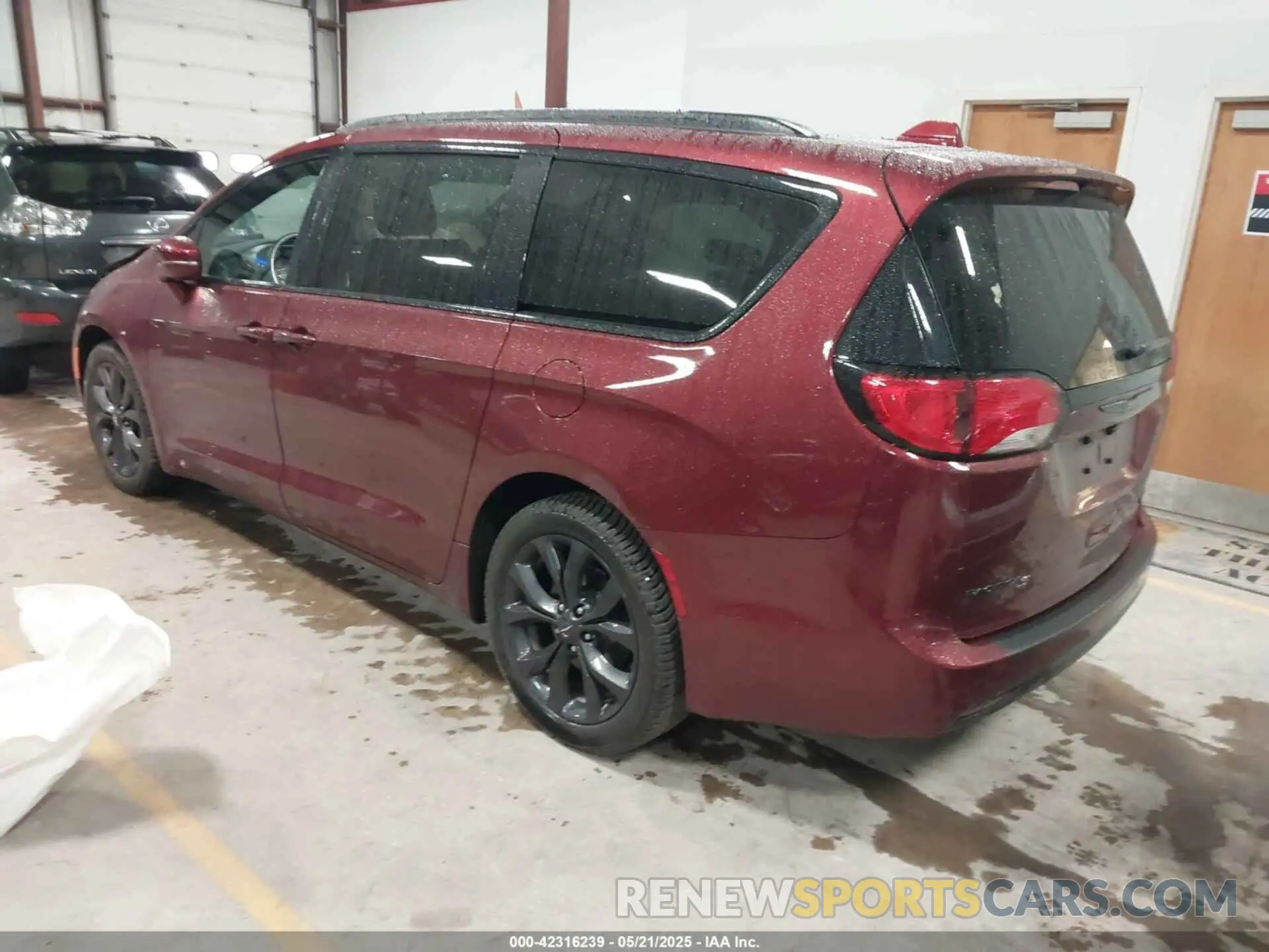 3 Фотография поврежденного автомобиля 2C4RC1GG8KR507230 CHRYSLER PACIFICA 2019