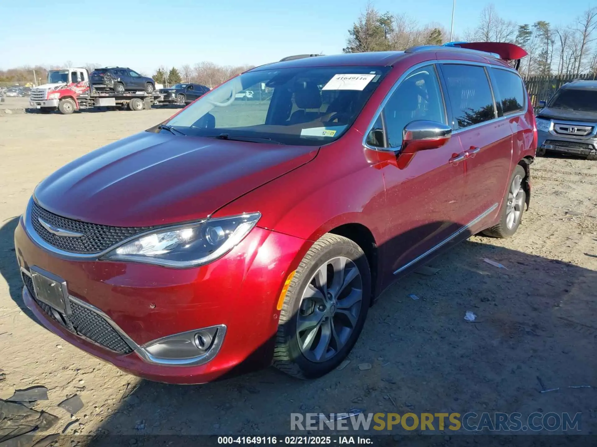2 Фотография поврежденного автомобиля 2C4RC1GG9KR627909 CHRYSLER PACIFICA 2019