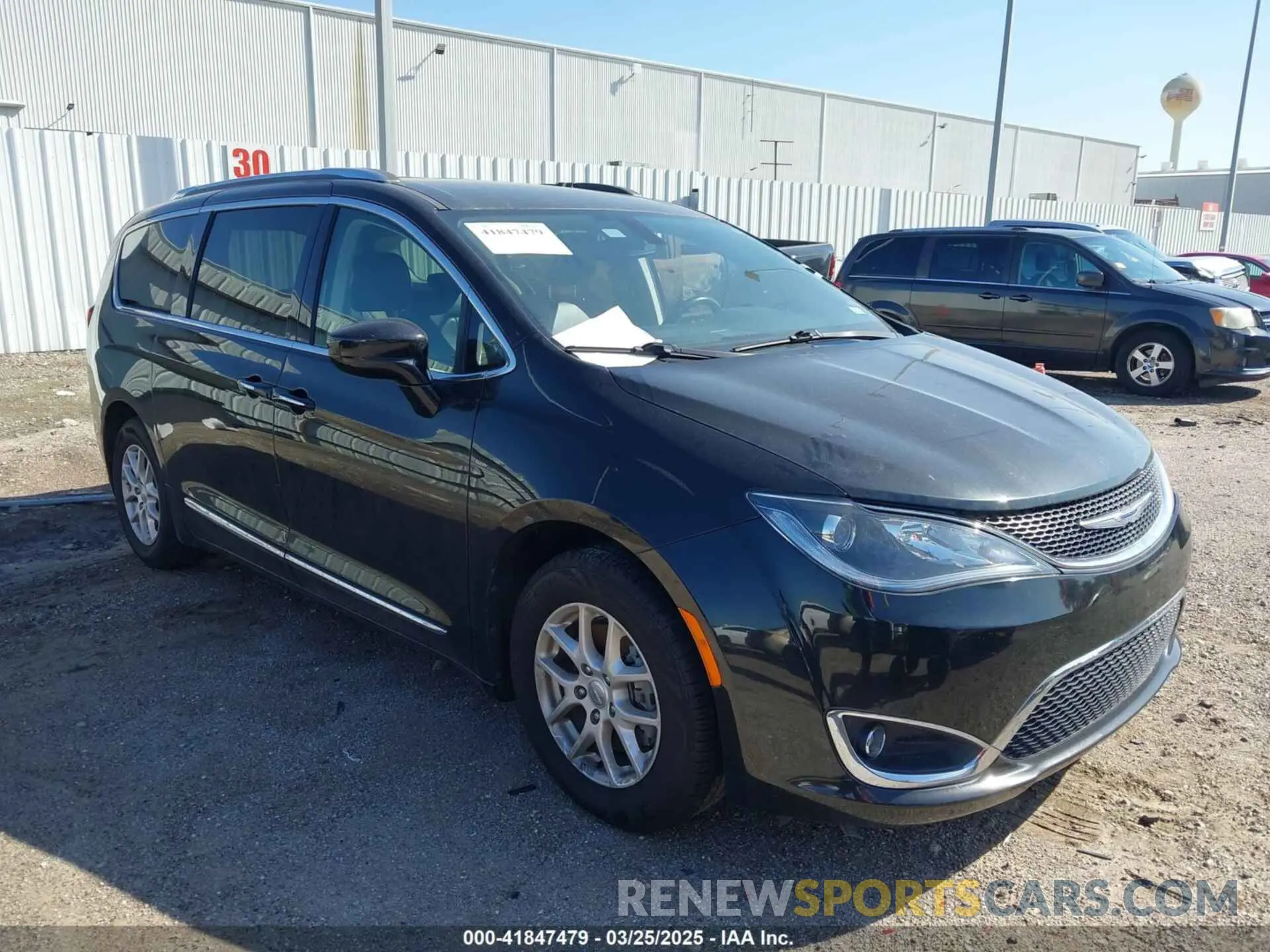 1 Photograph of a damaged car 2C4RC1BG0LR276333 CHRYSLER PACIFICA 2020